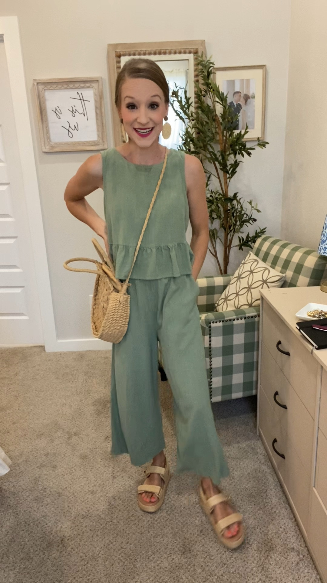 Sharing my outfit of the day featuring the cutest two piece Amazon set!! 