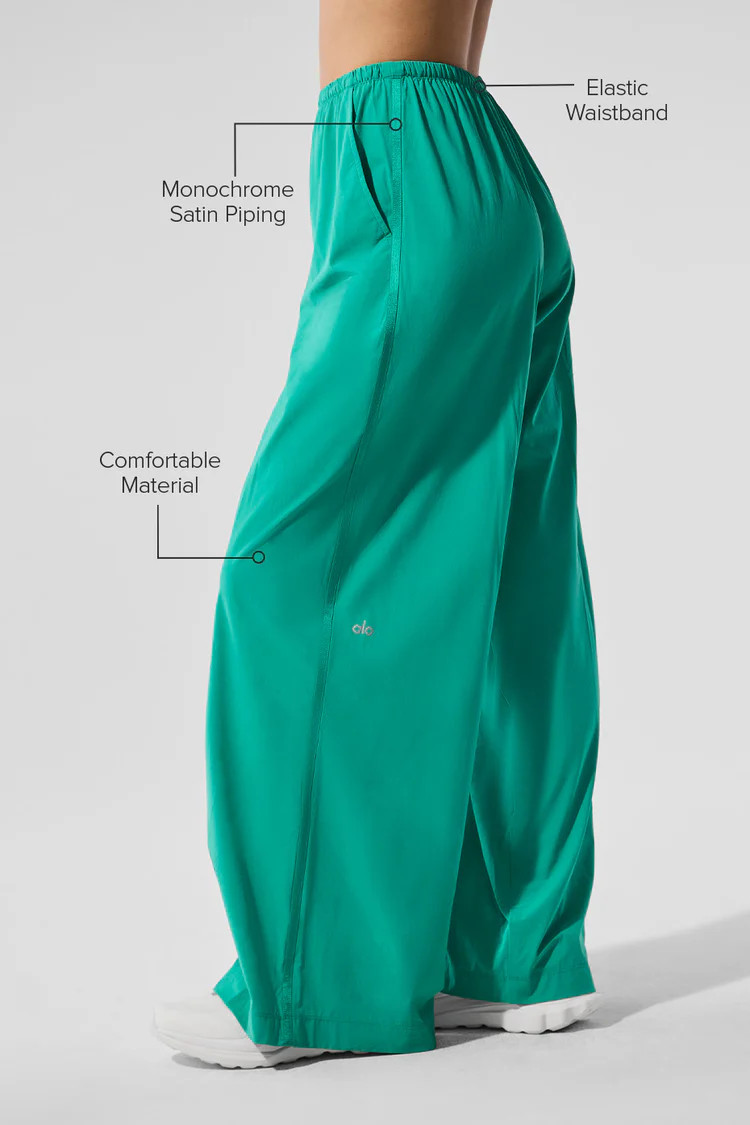 Breezy Wide Leg Pant | Alo Yoga (US)