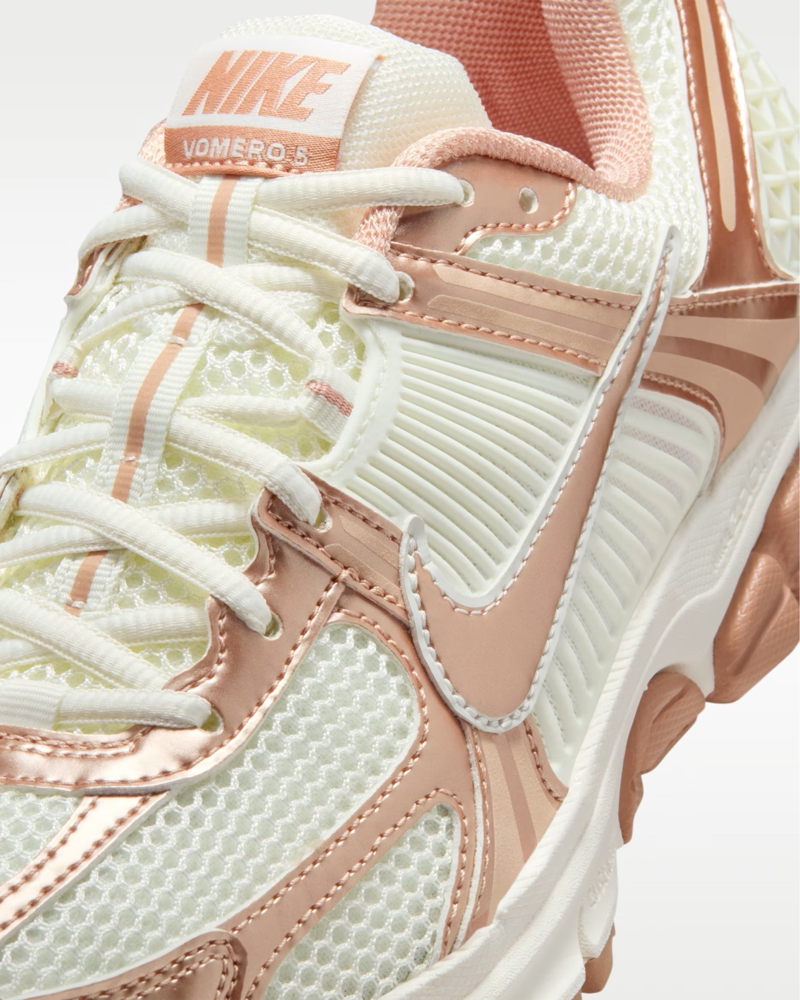 Rose Gold Nike Vomero 5 🔥🔥 #sneakers #sneakerlovers #sneakerhead