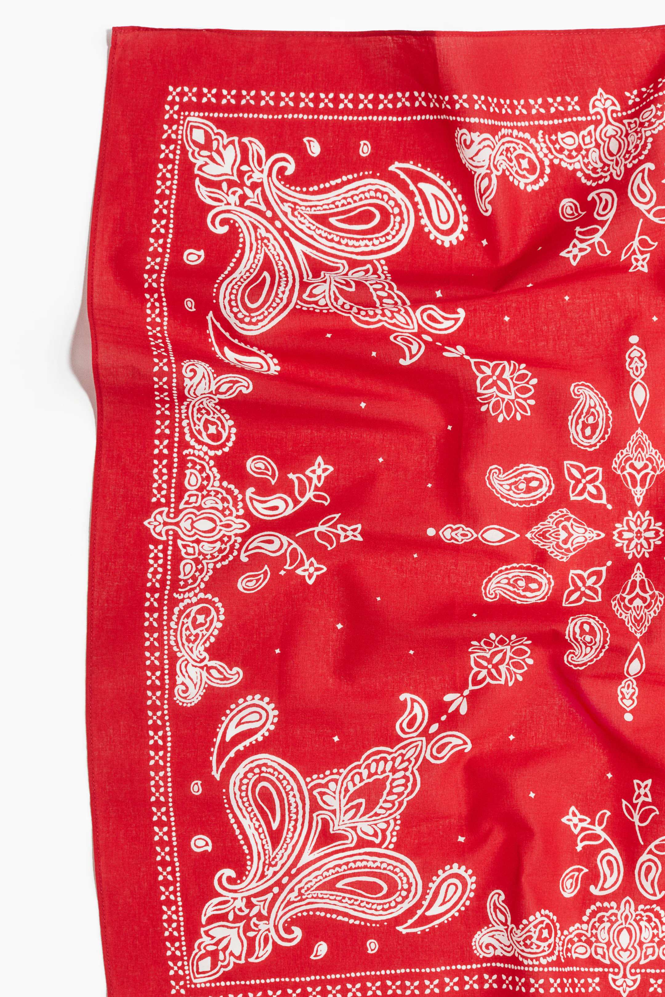 Patterned Neck Scarf | H&M (US + CA)