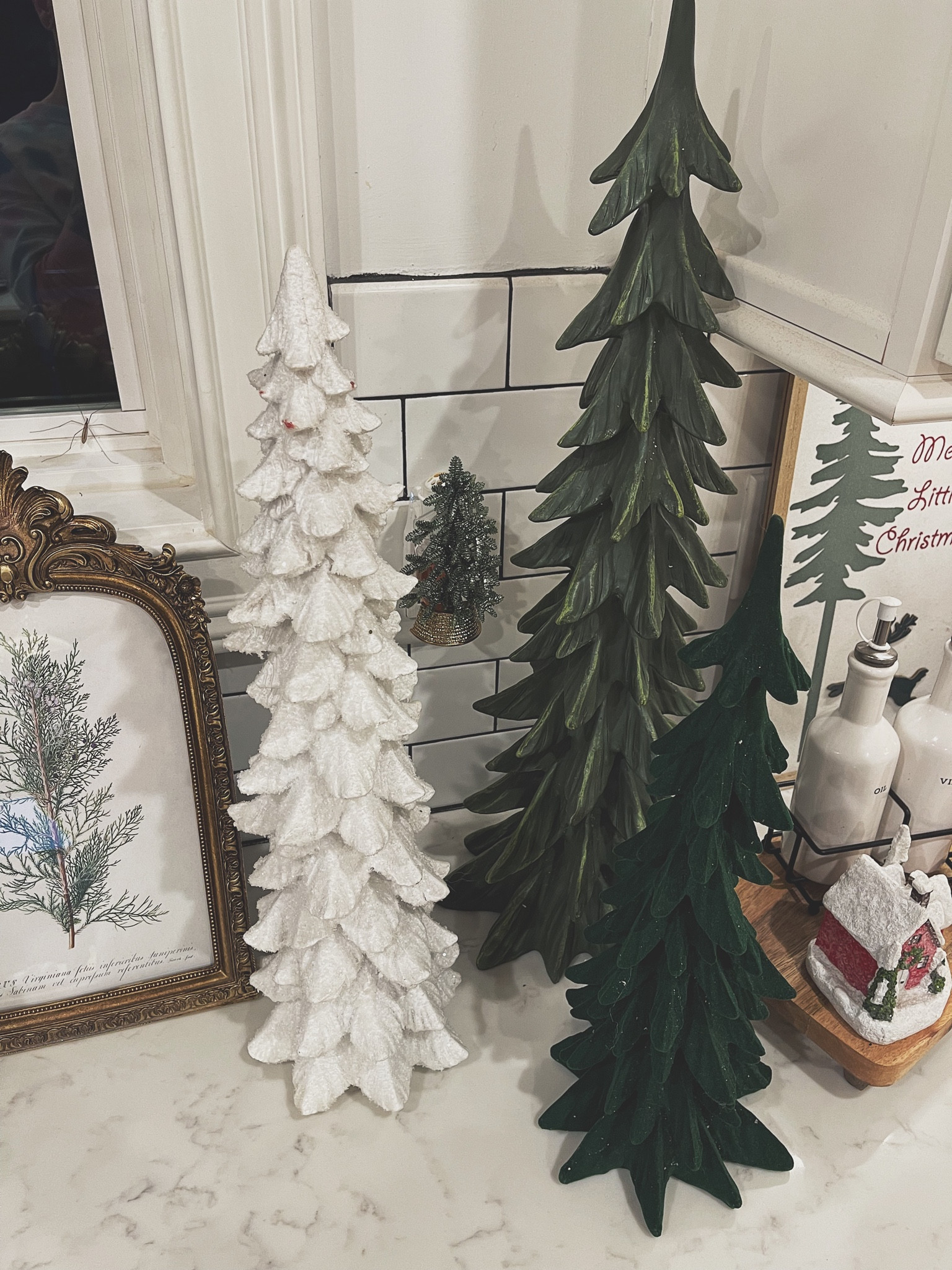 christmas decor | christmas kitchen decor | christmas inspo | modern christmas | neutral christmas | traditional christmas | indoor christmas decor 

#LTKCyberWeek #LTKSeasonal #LTKHoliday