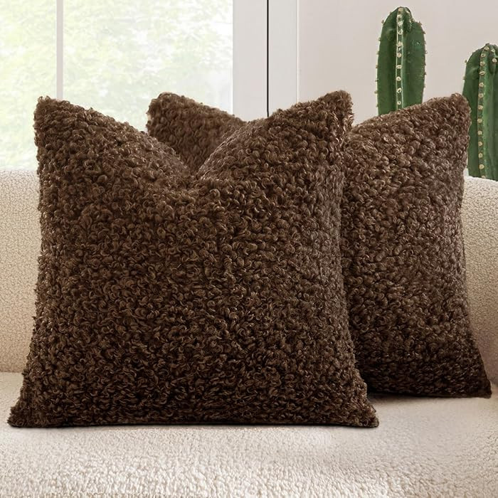 MIULEE Decorative Faux Fur Pillow Covers Sherpa 18x18 Chestnut | Amazon (US)