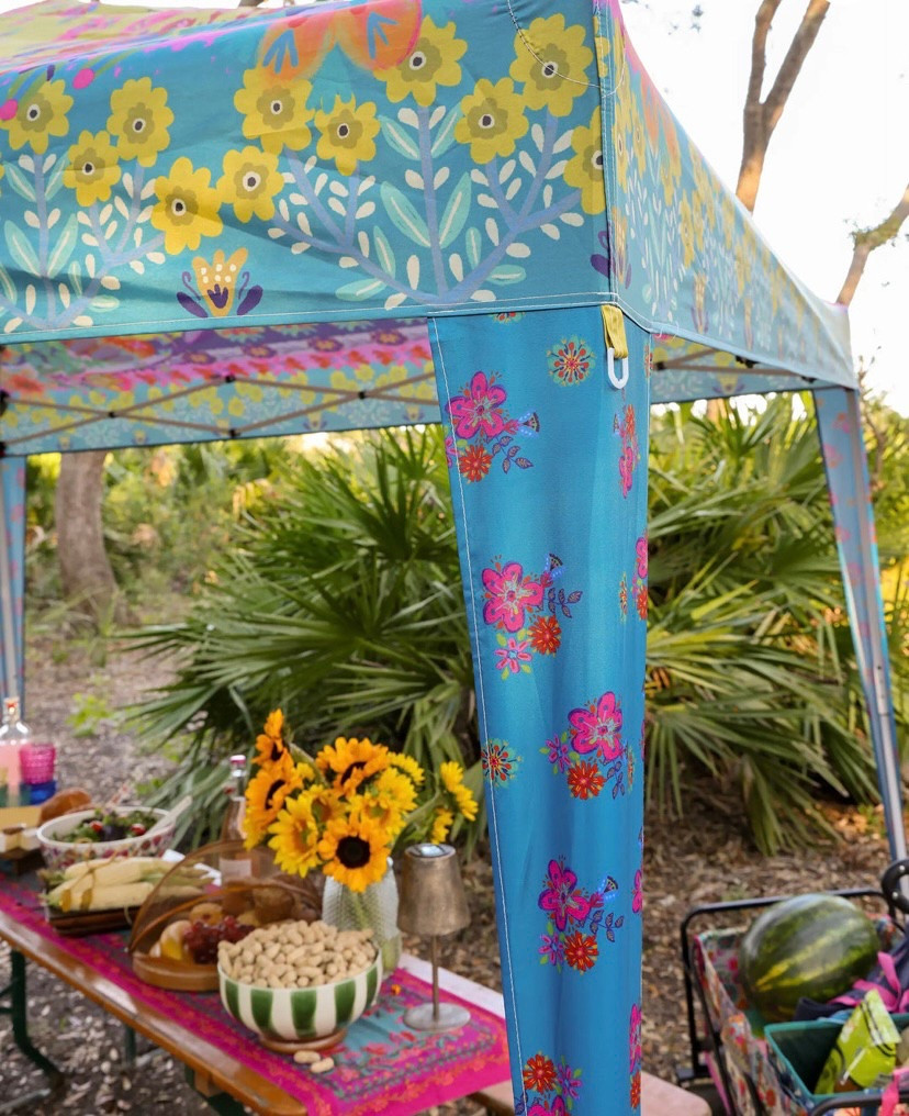 Live Happy Instant Canopy Tent🌸 The beautiful, vibrant print makes this the cutest canopy ever! Super quick to set up!

#LTKTravel #LTKSeasonal #LTKU