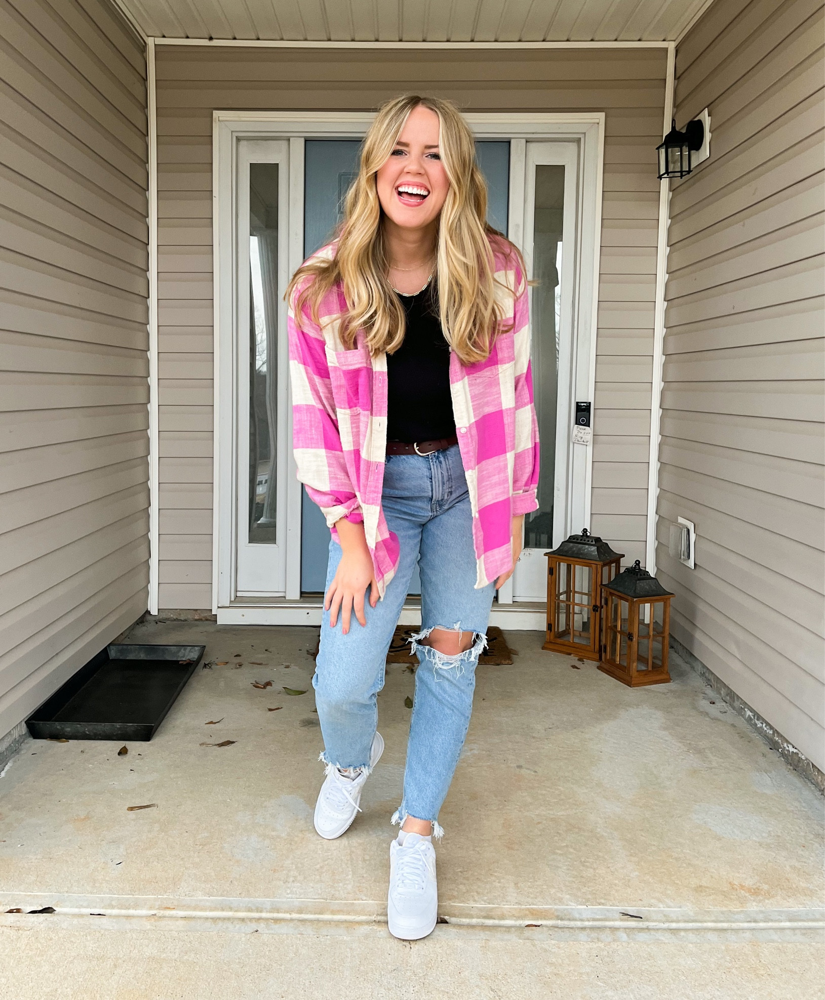 got the cutest new jeans from American Eagle!! Only $35! Feeling sooooo 90s! Linked a few flannels that are similar style to the one I’m wearing. This one is American Eagle from a few months ago!! 

#LTKsalealert #LTKunder100 #LTKFind
