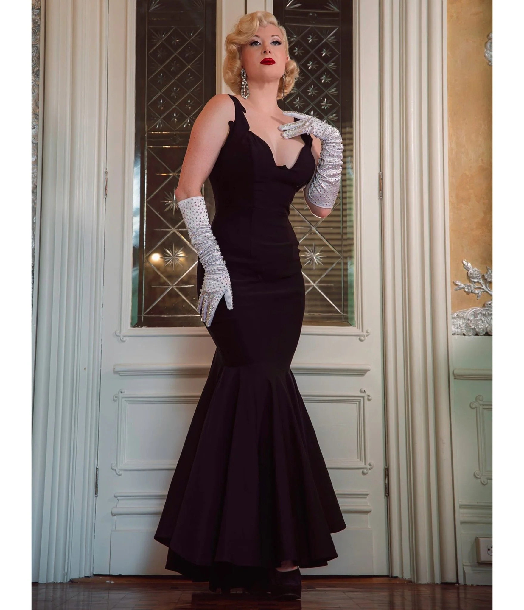 Elle Rebel Black Betty Haynes Gown | UniqueVintage