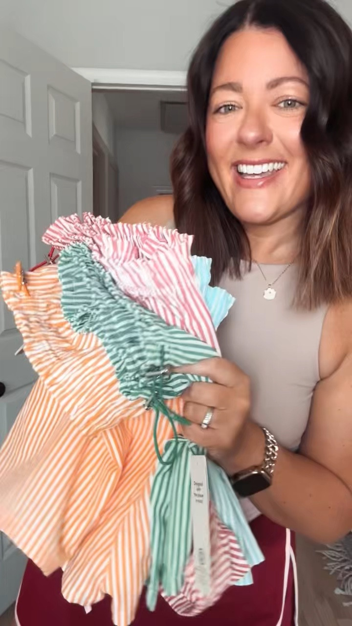 Okay Walmart… you did NOT have to do us like this 👏

These seersucker shorts are just $9 (!!) and I’m already calling it—they’re the only shorts you need this summer ☀️

4 gorgeous colors, lightweight, comfy, and so easy to style…
✨ throw them on casual
✨ dress them up a little
✨ or wear them as the cutest swim cover-up

I seriously cannot get over this price 😍
Run before they’re gone!! 🏃‍♀️

