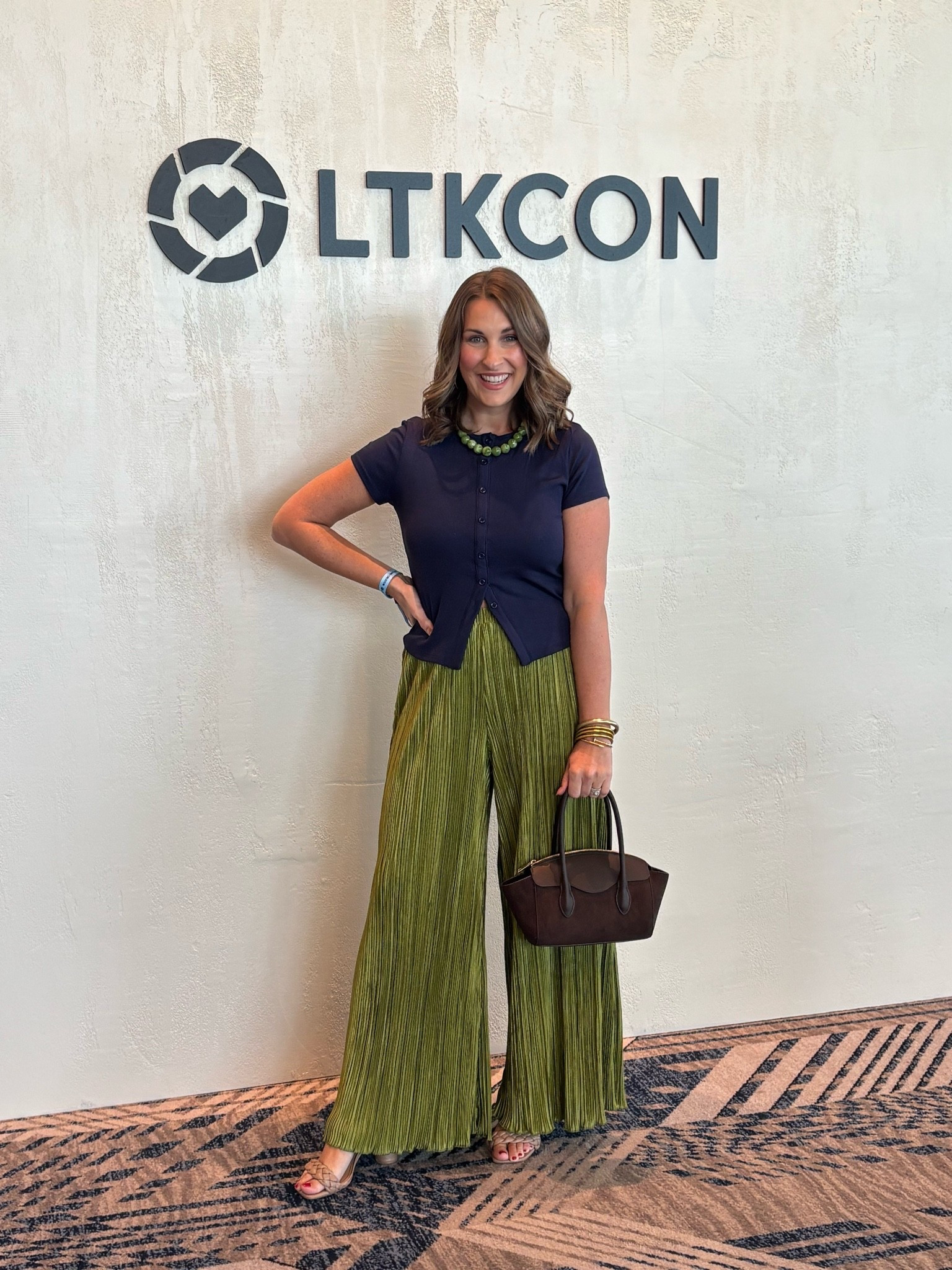 Ootd- conference panel day at LTKCon…comfy & cute always! 

TTS; medium

#LTKgrwm #LTKdayinmylife #LTKCon