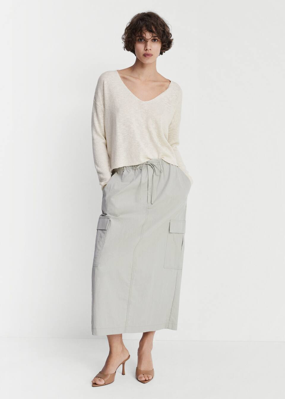Search: V neck cream sweater (79) | Mango USA | MANGO (US)