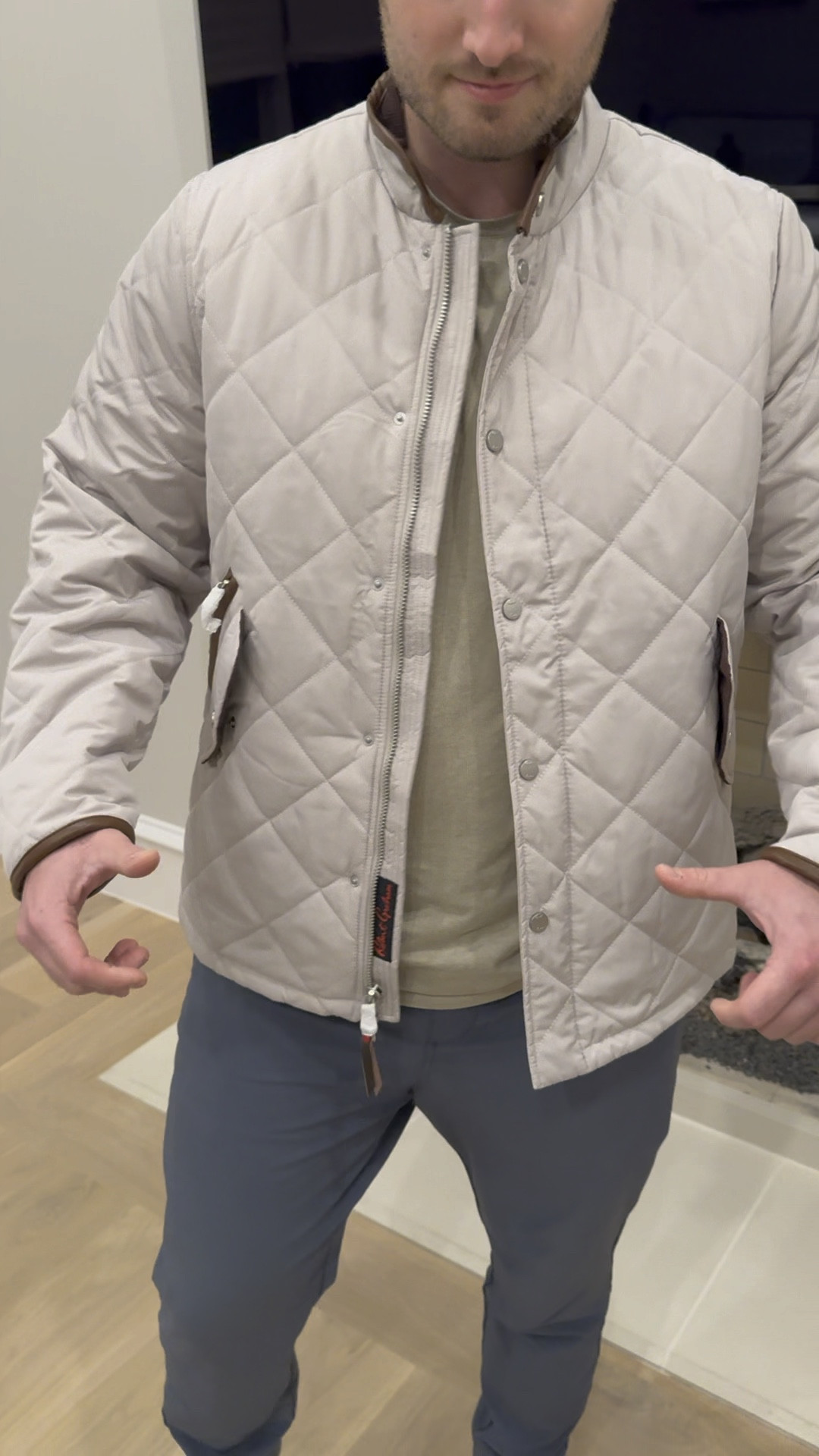 #LTKGiftGuide #LTKMensGiftGuide #LTKHisGiftGuide #RobertGraham #MensJacket #LTKSale #LTKSaleAlert #LTKMens #MensCoat #MensFallStyle