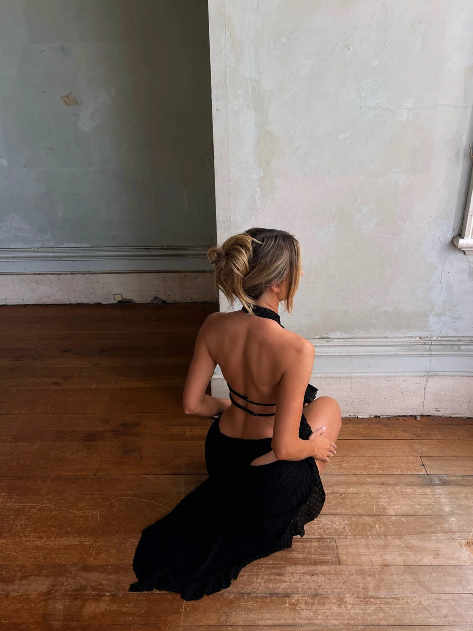 GLORIA TOP BLACK | Outcast Clothing