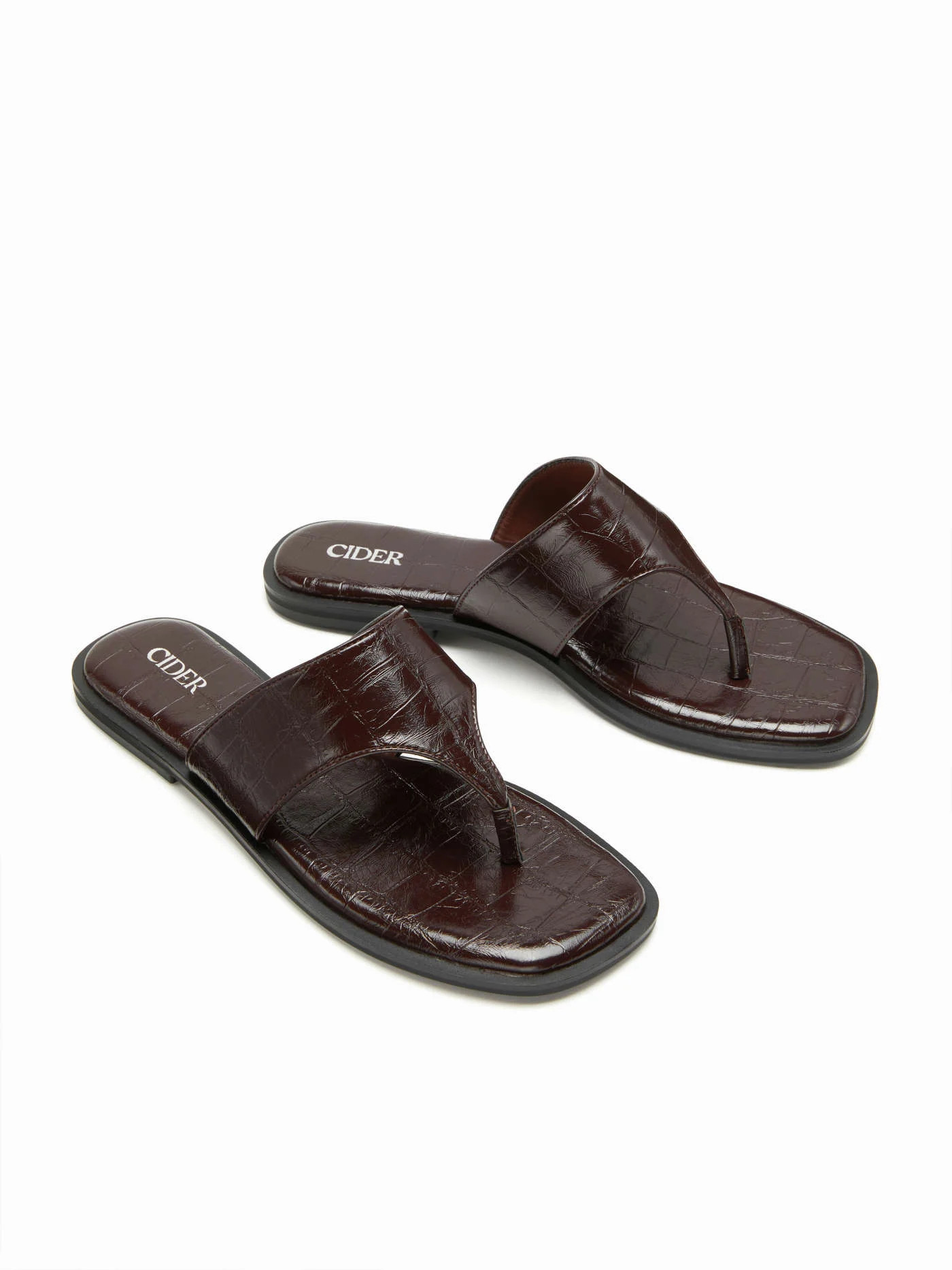 CROCODILE PATTERN FLIP-FLOP SLIPPERS For Exhibition Vacation | Cider