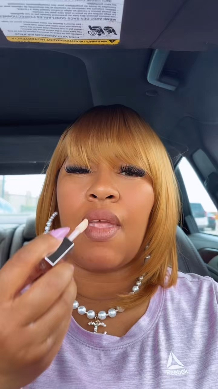 Fenty Gloss
#fentylipgloss #fentybeauty #fentyglossbomb

#LTKdayinmylife #LTKselfcare #LTKgrwm