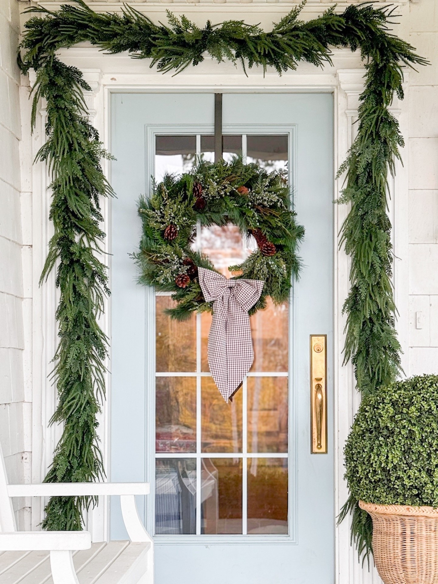 A timeless holiday entry will always be my love language. 🌿✨
Our front door is dressed with simple greenery, a pretty bow, and the gold hardware set that’s on sale right now. It’s the easiest way to make your porch feel warm, polished, and inviting.
Linked everything on LTK — garland, boxwood, bow, and the brass hand set for anyone refreshing their front door this season. 🤍🏡