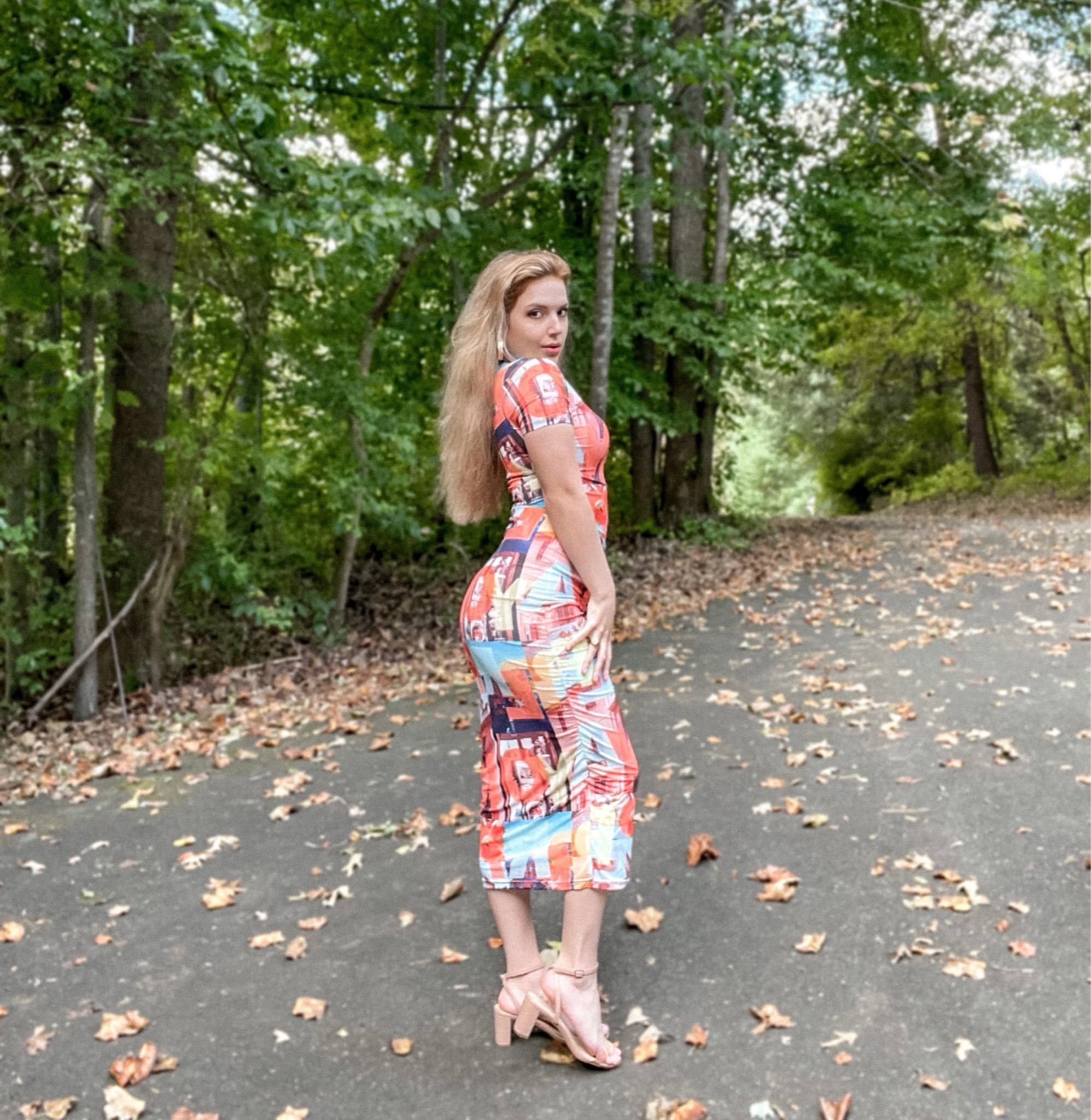 Maxi dresses for days ✨❤️‍🔥
•
•
•
#peppermayo #maxidress #mesh #dresses #fallfashion #fallstyle #printed #ninewest #heels #francescas #goldhoops

#LTKunder100 #LTKSeasonal #LTKstyletip