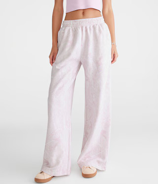 Cloud Soft Forest Camo High-Rise Wide Leg Sweatpants | Aeropostale