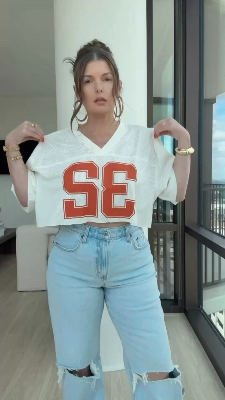 Spring outfit 
Jeans
Tee shirt

#LTKootd #LTKSeasonal #LTKActive