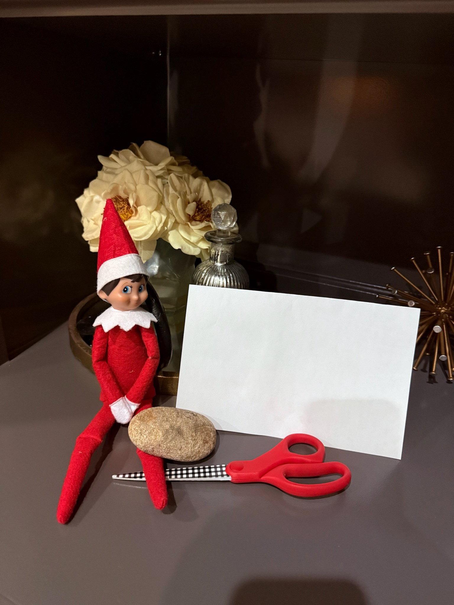 ROCK PAPER SCISSORS with Elf on the Shelf ide🪨🗒️✂️

#LTKSeasonal #LTKKids #LTKHoliday