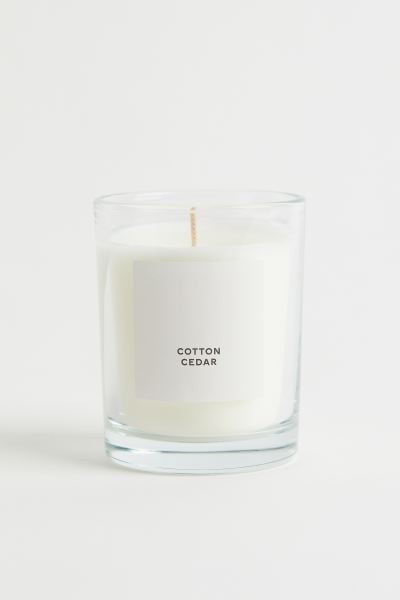 Scented candle in a glass holder | H&M (UK, MY, IN, SG, PH, TW, HK)