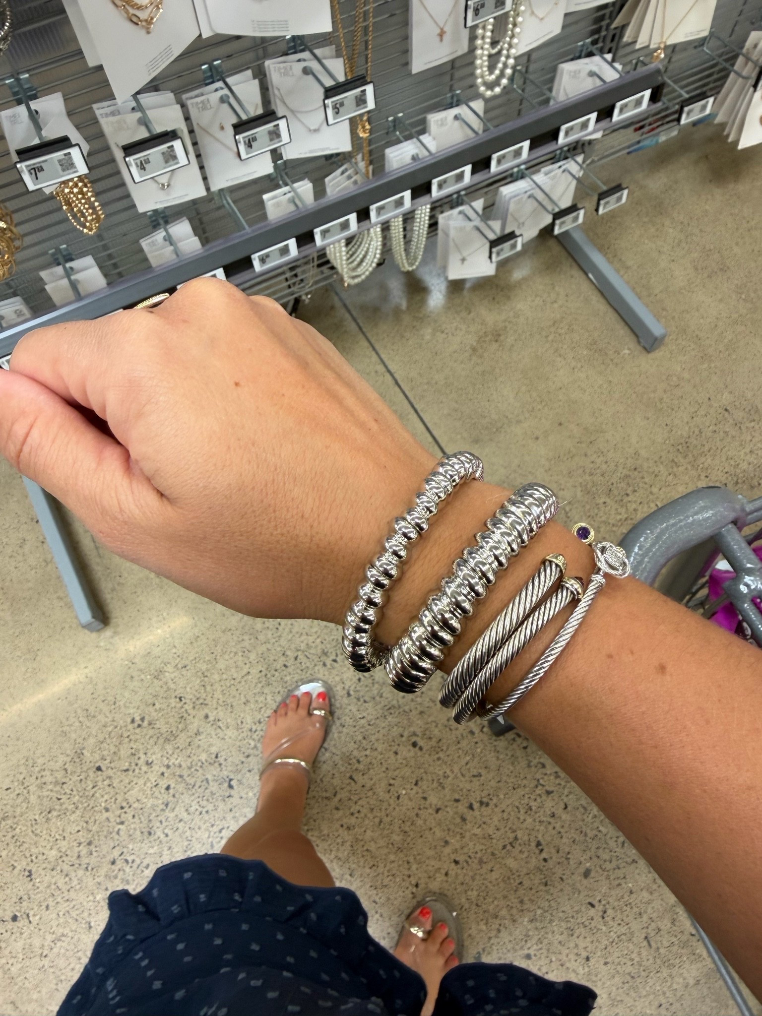 Set of 2 stretchy bracelets