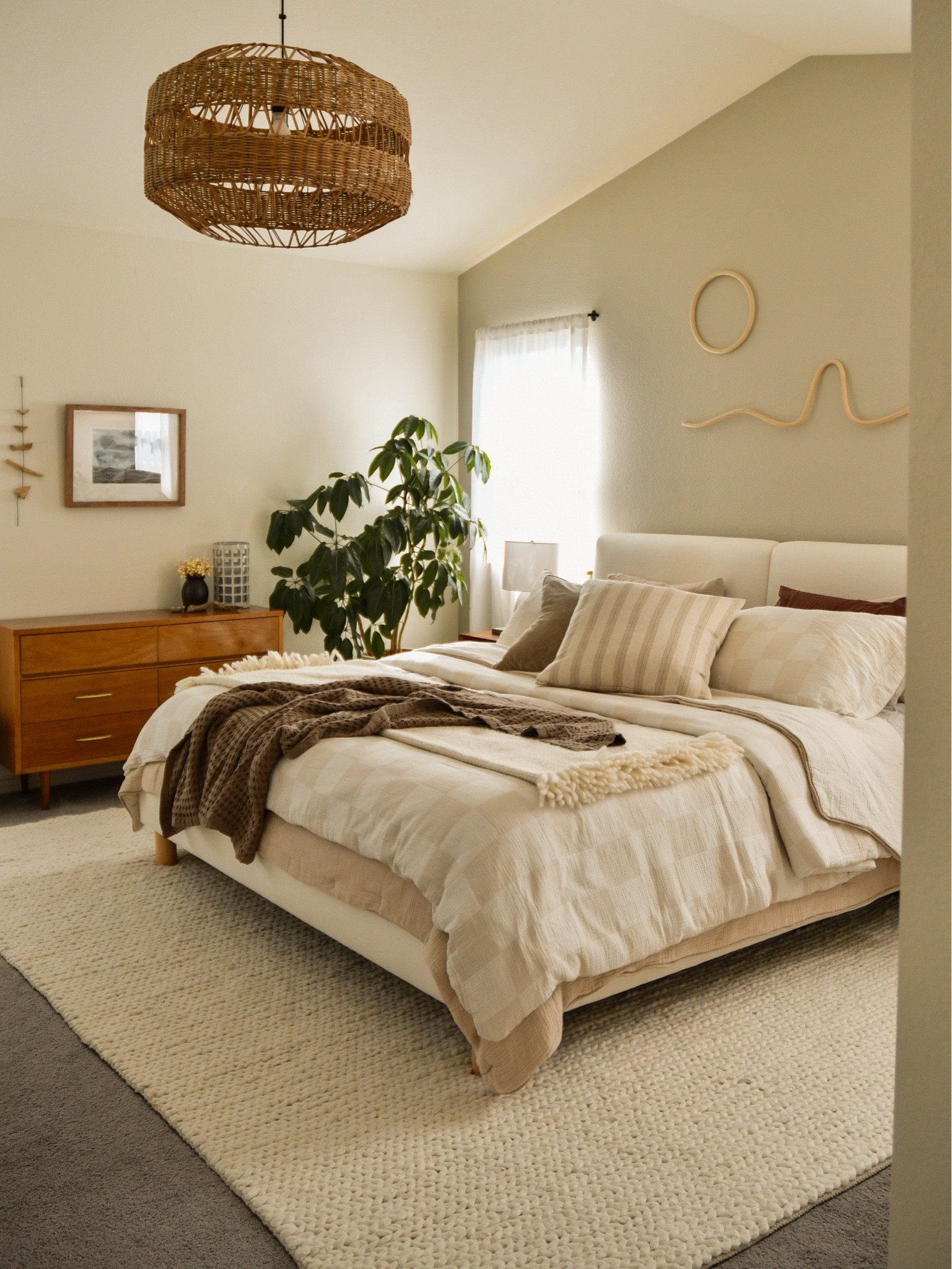 Browns and neutrals, for autumn of course 🍂 

#LTKHome #LTKSeasonal