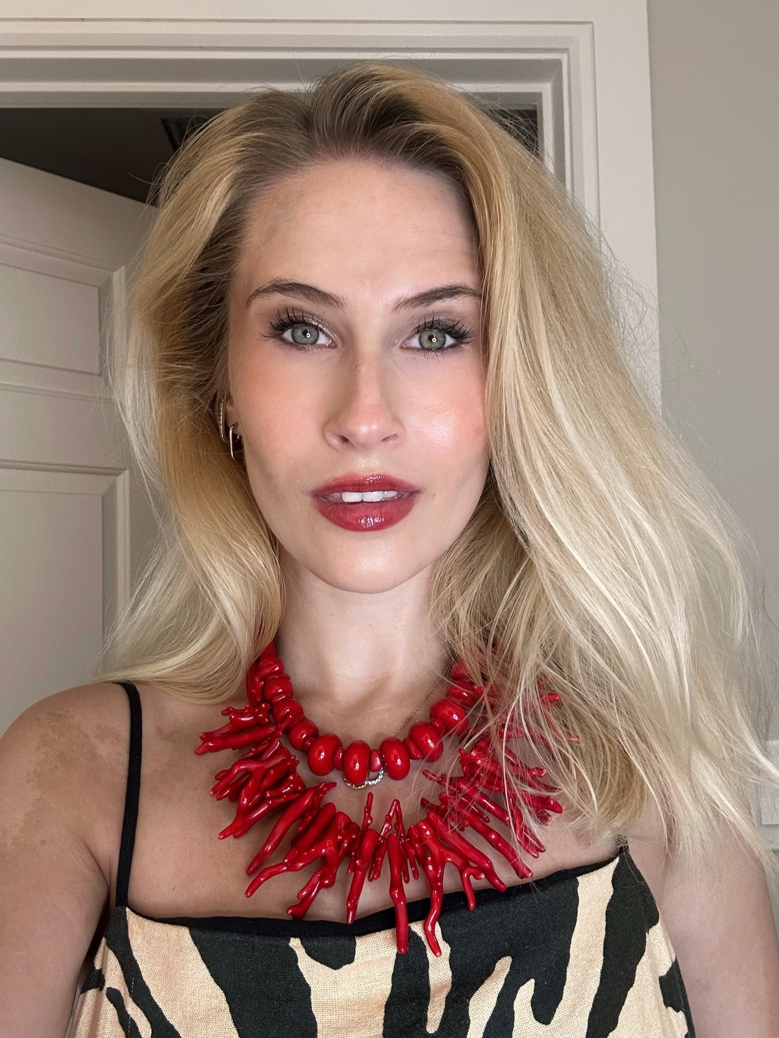 Date night makeup while on staycation 

Hot Weather makeup | summer makeup | cream makeup | makeup with spf

#LTKgrwm #LTKootd #LTKBeauty