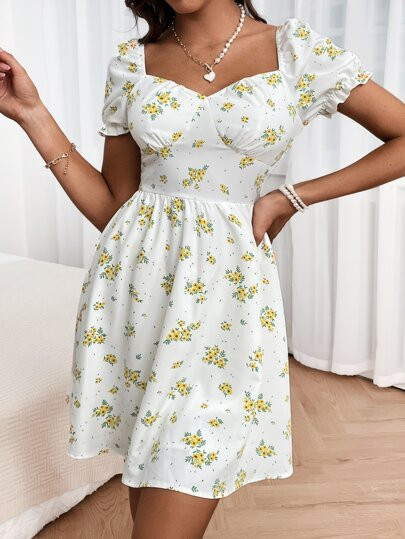 Sweetheart Neck Frill Trim Floral Print Dress | SHEIN