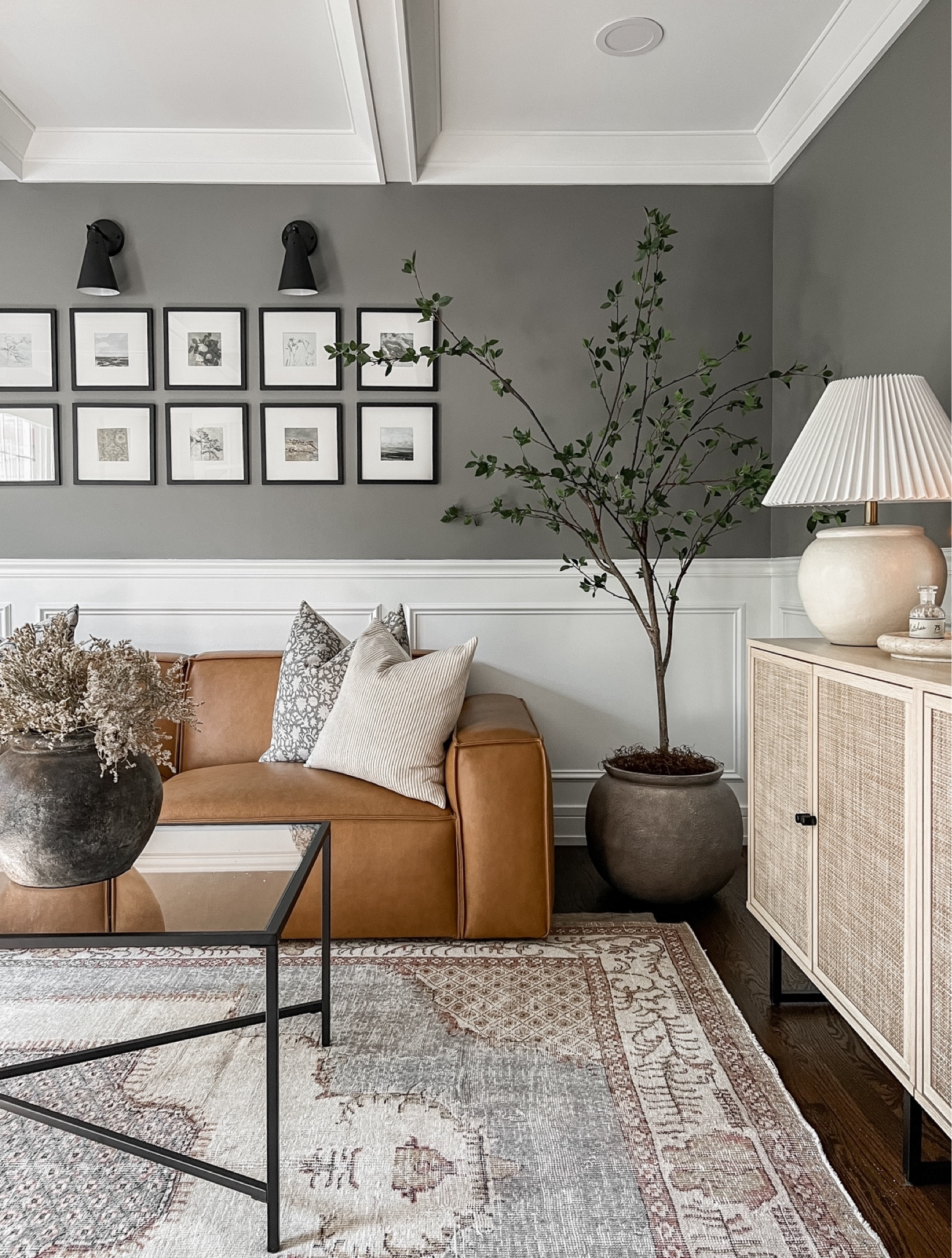 One of my favorite views in our office 🥰🥰

#LTKhome #LTKsalealert #LTKfindsunder100