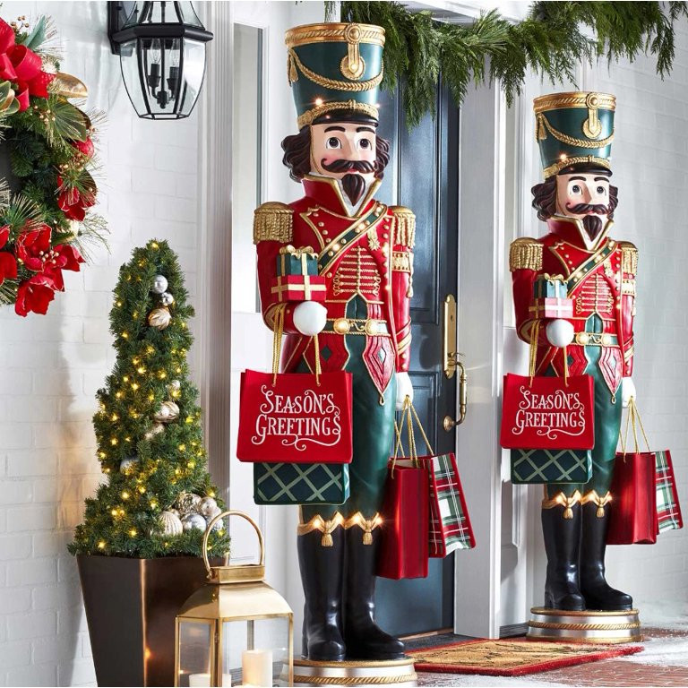 6' Pre-lit Grand Nutcracker - Caucasian - Walmart.com | Walmart (US)