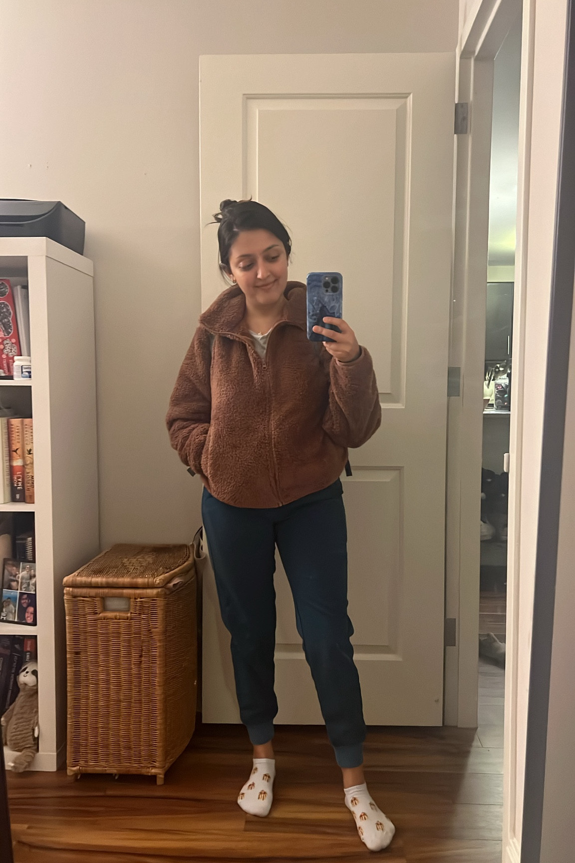 This cozy Sherpa is so so soft and perfect for winter! 

#LTKSeasonal #LTKHoliday #LTKGiftGuide