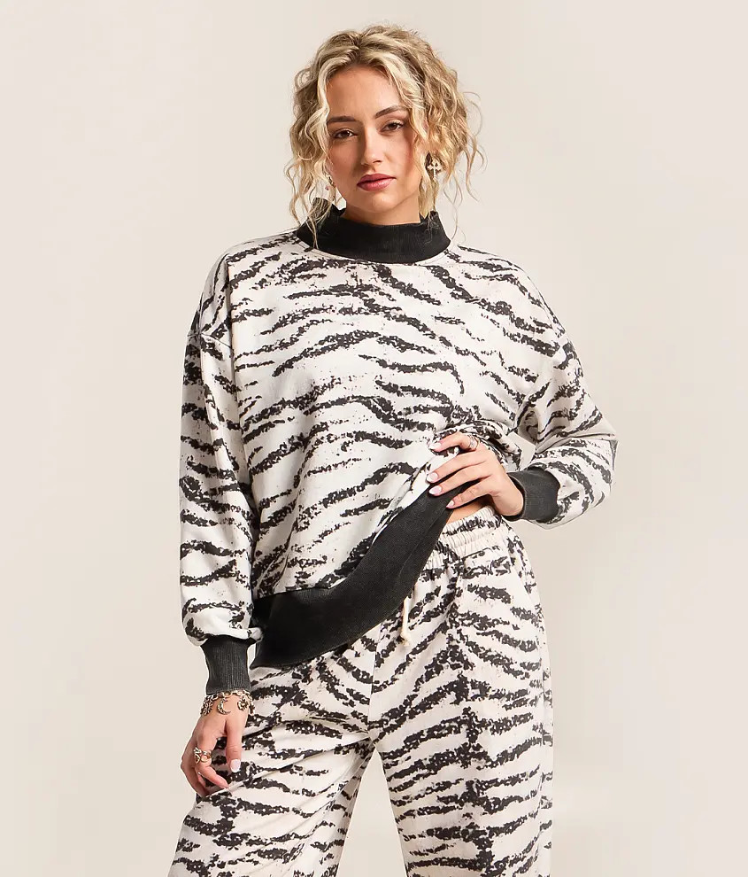Washed Zebra Pullover | Buckle