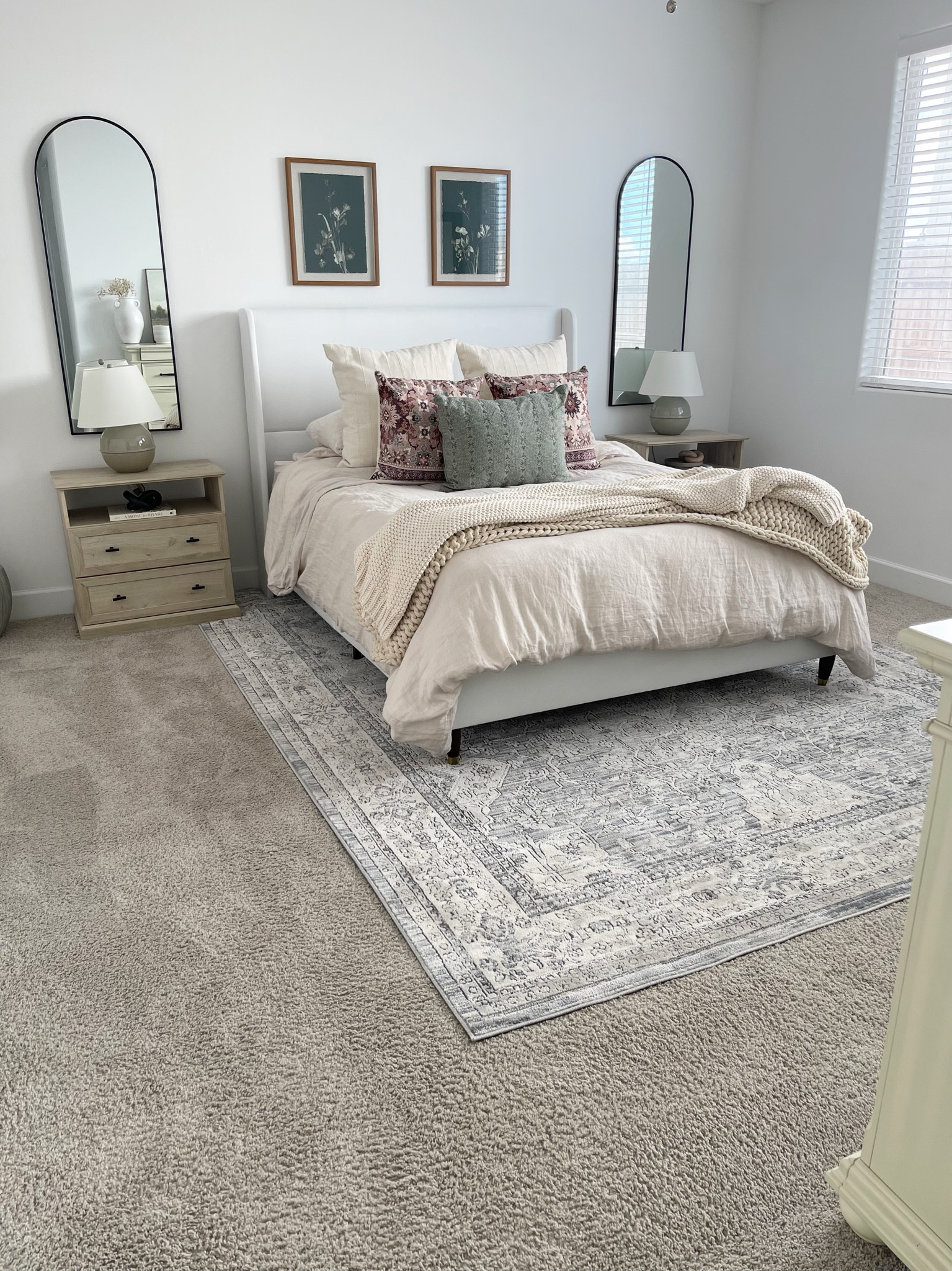 Shop my bedroom makeover!

#LTKfindsunder100 #LTKhome #LTKsalealert