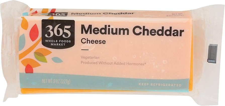 365 by Whole Foods Market, Cheddar Medium Bar, 8 Ounce | Amazon (US)
