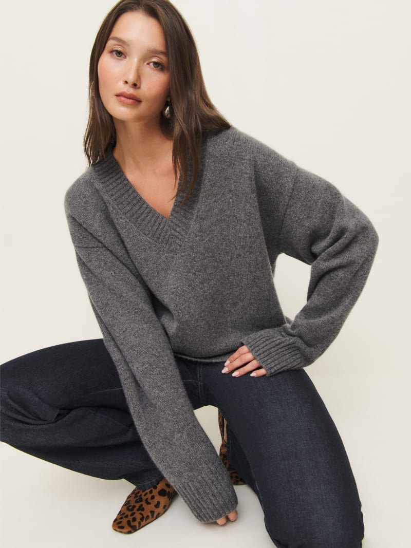 Jadey Cashmere Oversized V-neck Sweater | Reformation (Global)