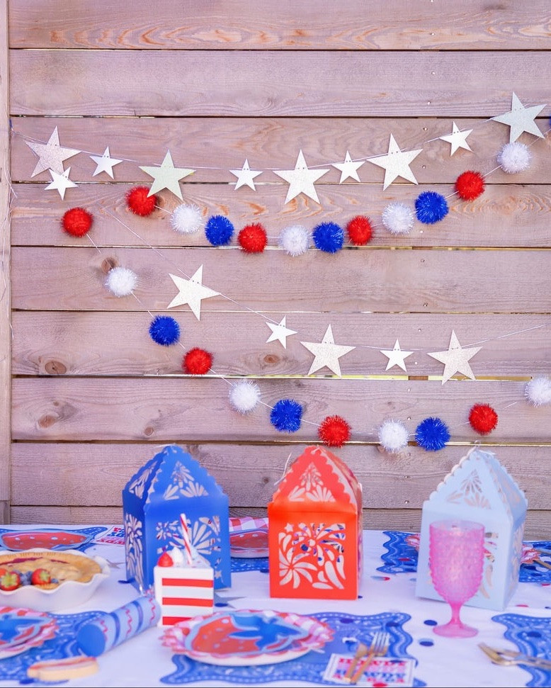 4th of July party packs! The cutest Americana part decor from Packed Party!

#summer #parties #holiday #wreath #porch #custom #america #usa #flag #stars

#LTKgrwm #LTKSeasonal #LTKHome
