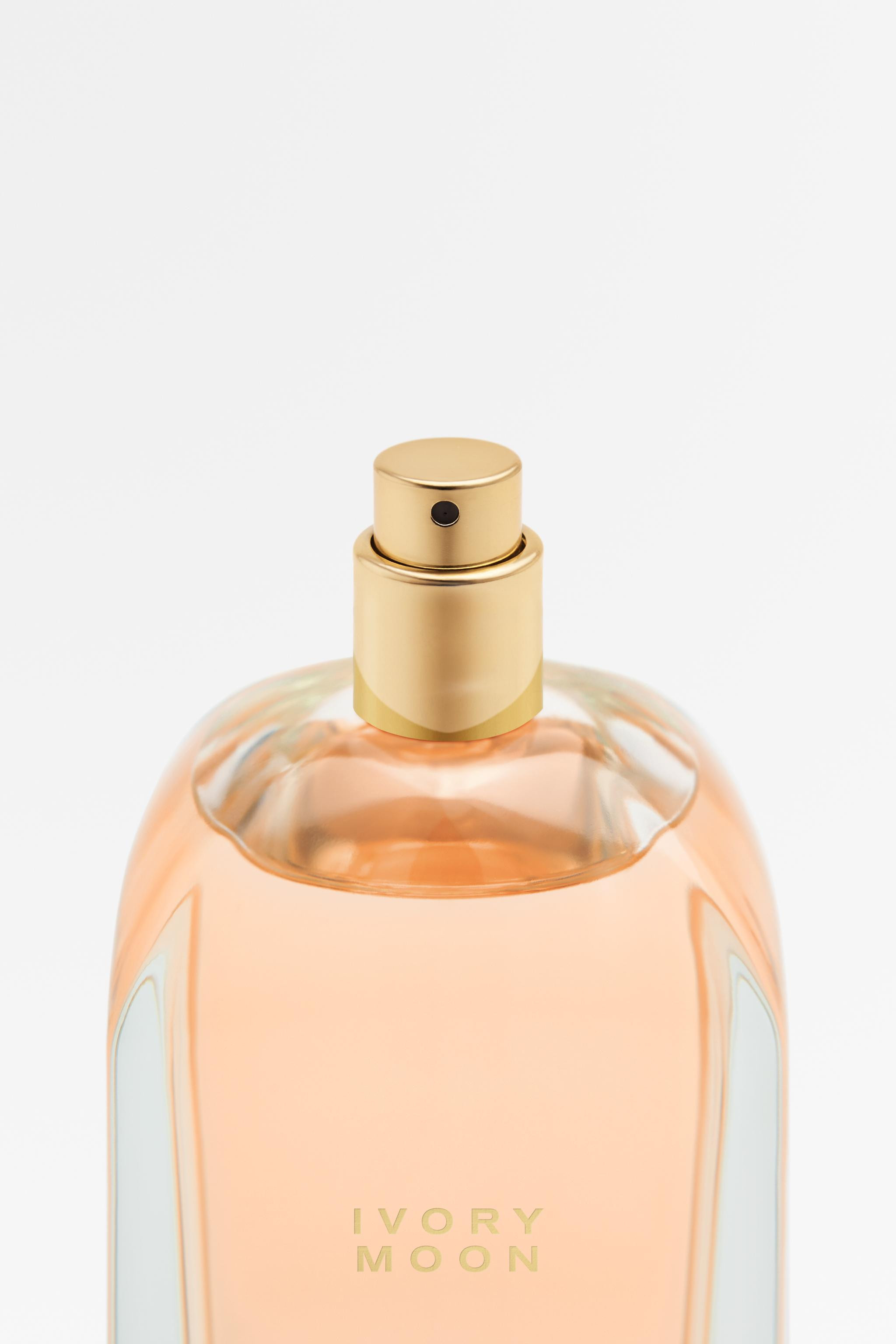 Eau de parfum. An exquisite fusion of peach blossom and coconut water that gives way to a harmoni... | Zara UK