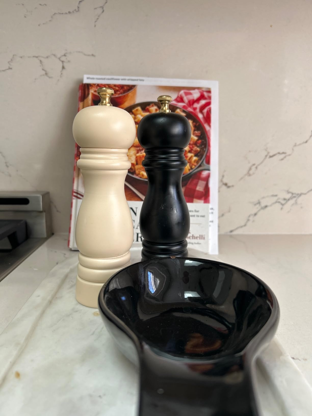 BILL.F Salt and Pepper Grinder Pepper Mill Grinder Pepper Grinders Salt Mill Set of 2 with Adjustable Ceramic Rotor 7 Inch | Amazon (US)