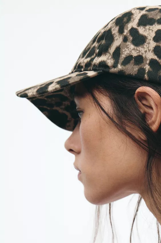 ANIMAL PRINT TWILL CAP | Zara US