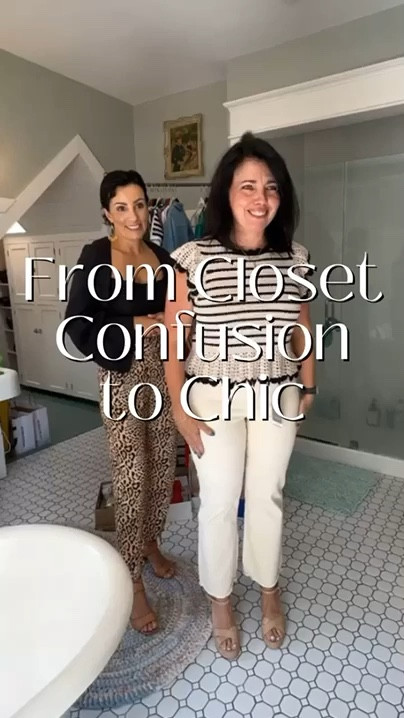 Brooklyn loves her boho style, mixing eclectic pieces with classic staples! It's all about balancing bold and timeless. And don't be afraid to add a pop of red for fun! 🔴

Also, check out this cute Rails top! 100% cotton, super cozy, with a ruffle detail for a fun scalloped look. The fit is snug through the body and flares out a bit at the hem, plus a sweet keyhole tie in the back. So cute and comfy! 😍

#LTKSaleAlert #LTKStyleTip #LTKTravel