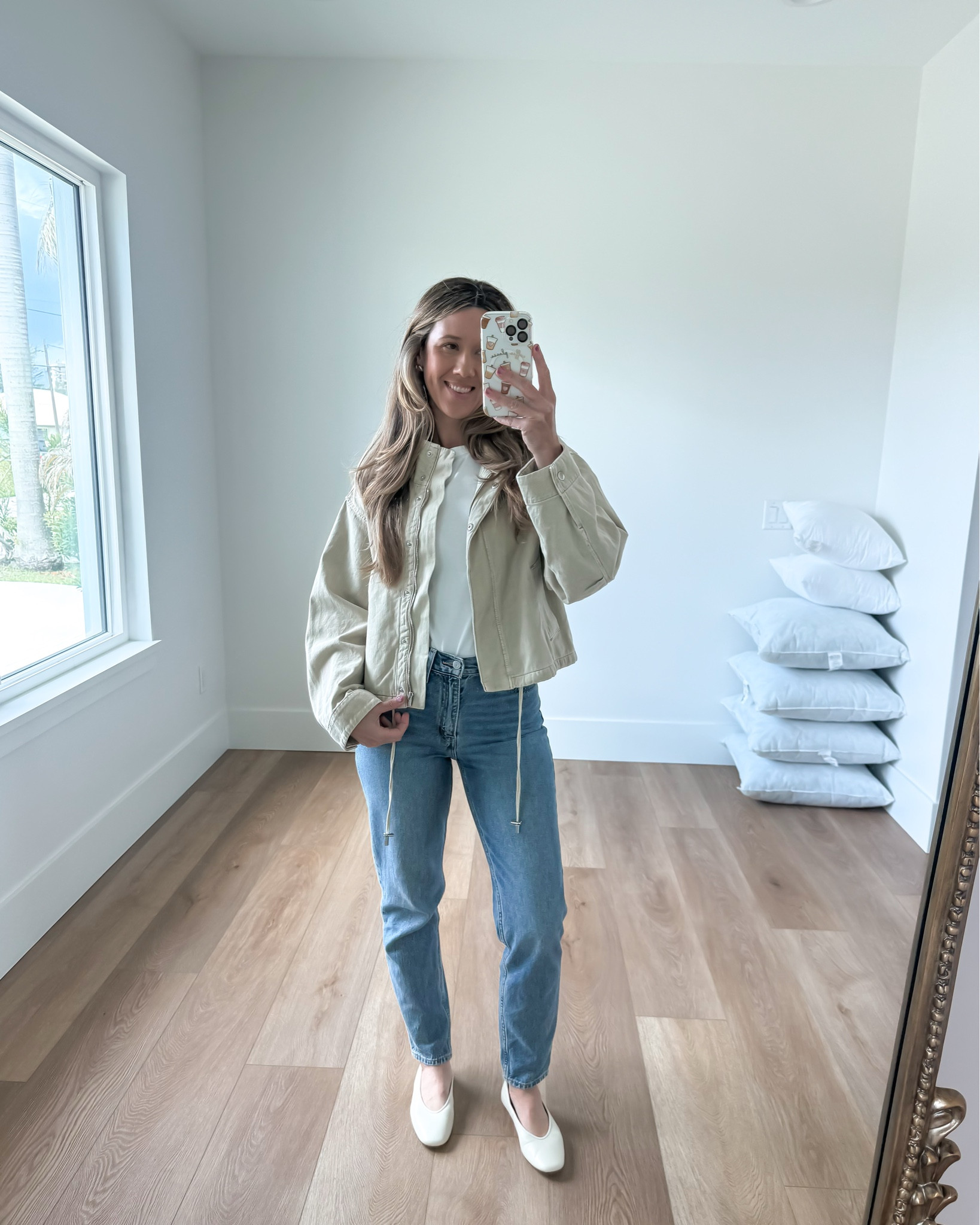 Styling my @Levi's mom jeans for spring
🌸 basic white tee (medium) and neutral jacket (medium) + ballet flats (8)

#LTKOver40 #LTKSeasonal