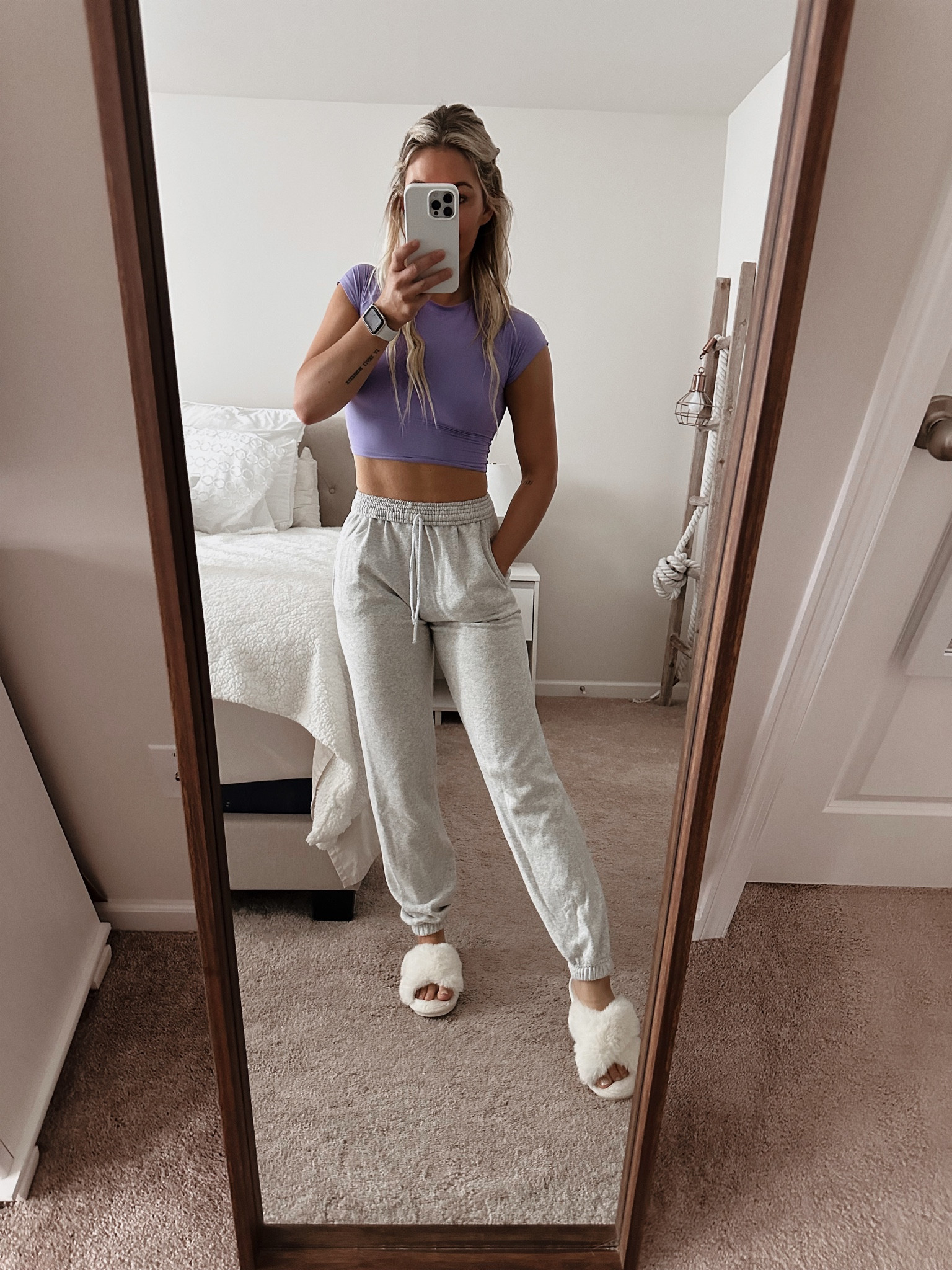 Ootd cozy outfit! Wearing a small in the top! And I linked similar Sweats! Xoxo! 

#LTKFind #LTKcurves #LTKunder50