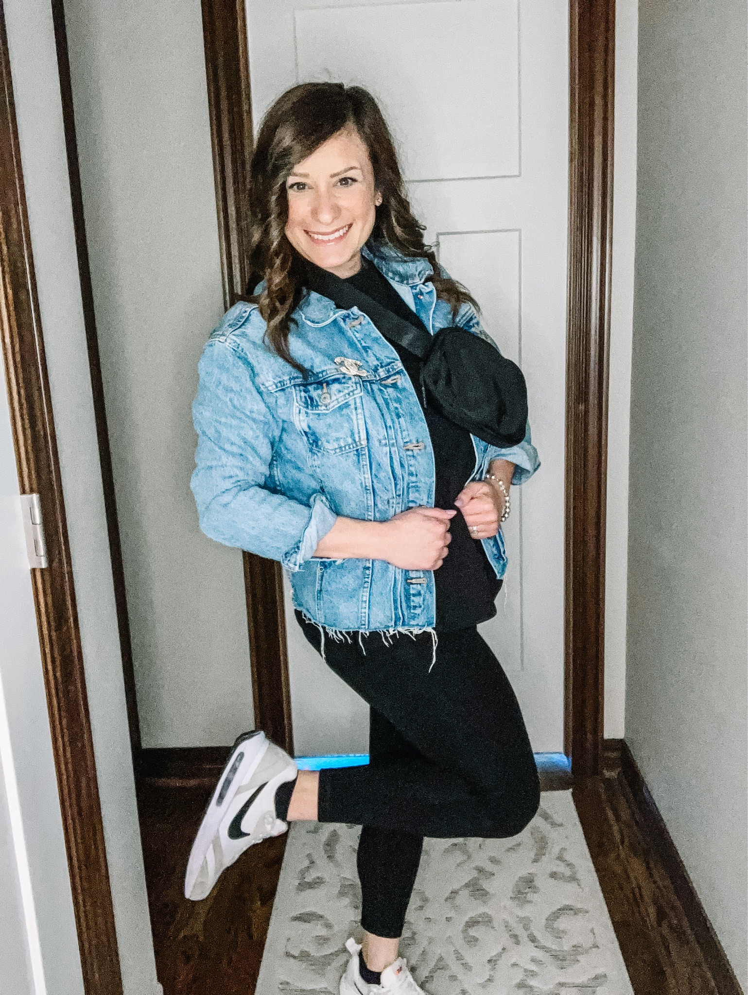 This outfit is for my neutral lovers! 👋🏻 I love simple, easy and COMFY outfits. Also, this sweatshirt is only $10! All outfit details are linked on my @shop.ltk app page. In the app search @meganlawless and follow my profile. You can also click the link in my bio.

Outfit inspo: @whatlizisloving  & @lauren_holifield 

#comfycasual #comfyootd #momootd #casualstyle #casualoutfit #petitefashion #midsizestyle #size8 #over30style #affordablestyle #neutralstyle 

How to style, fall outfit inspo, Walmart finds, Walmart fashion, fashion reel, real outfit 

Old navy, Walmart, Nike, Nordstrom, Amazon 

#LTKsalealert #LTKshoecrush #LTKmidsize