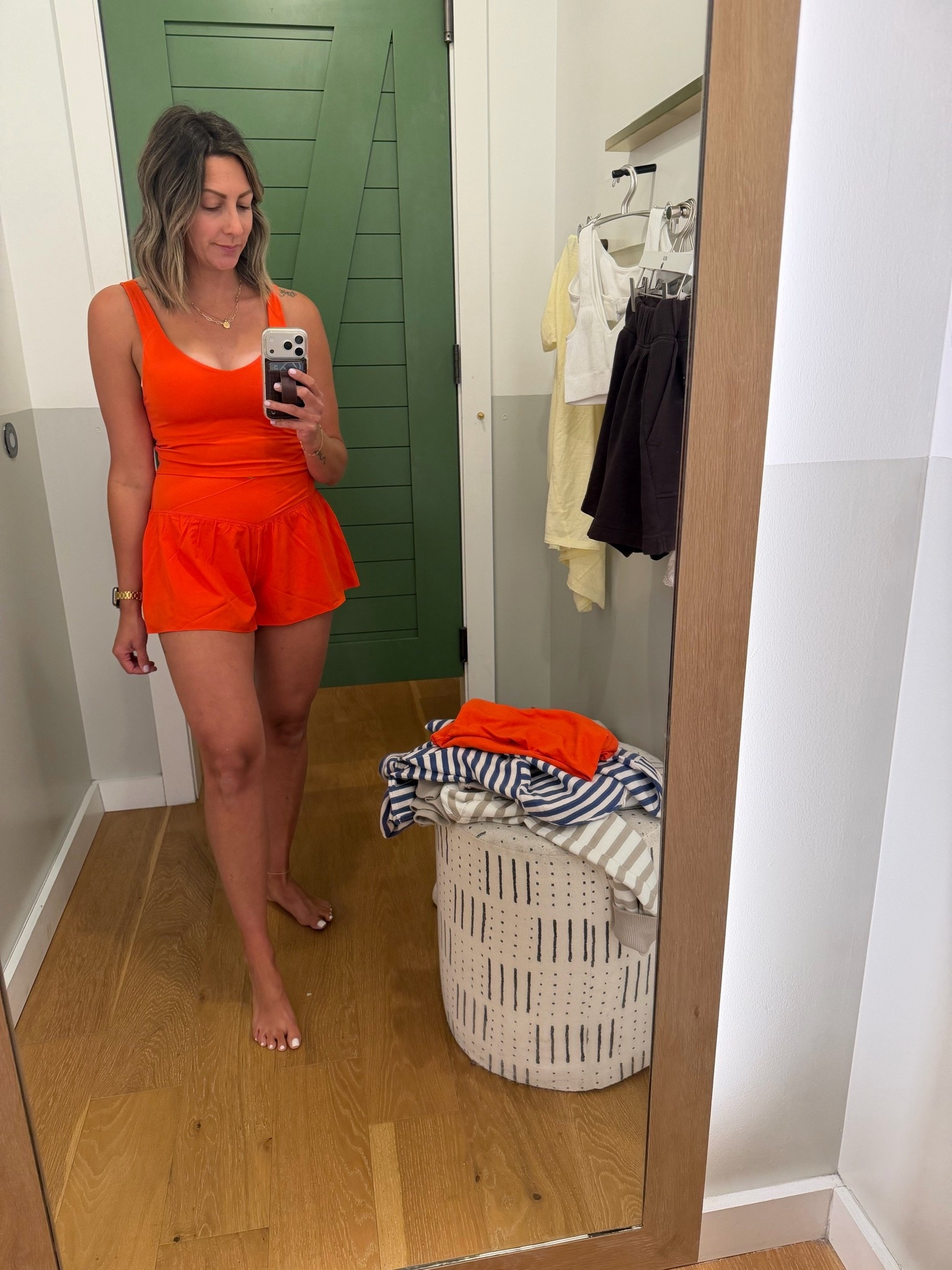 Here for this reddish-orange color, it reminds me of that Cajun Shrimp nail color

Aerie
American Eagle
Athletic Wear
Active Wear

#LTKootd #LTKActive #LTKfitnessgoals