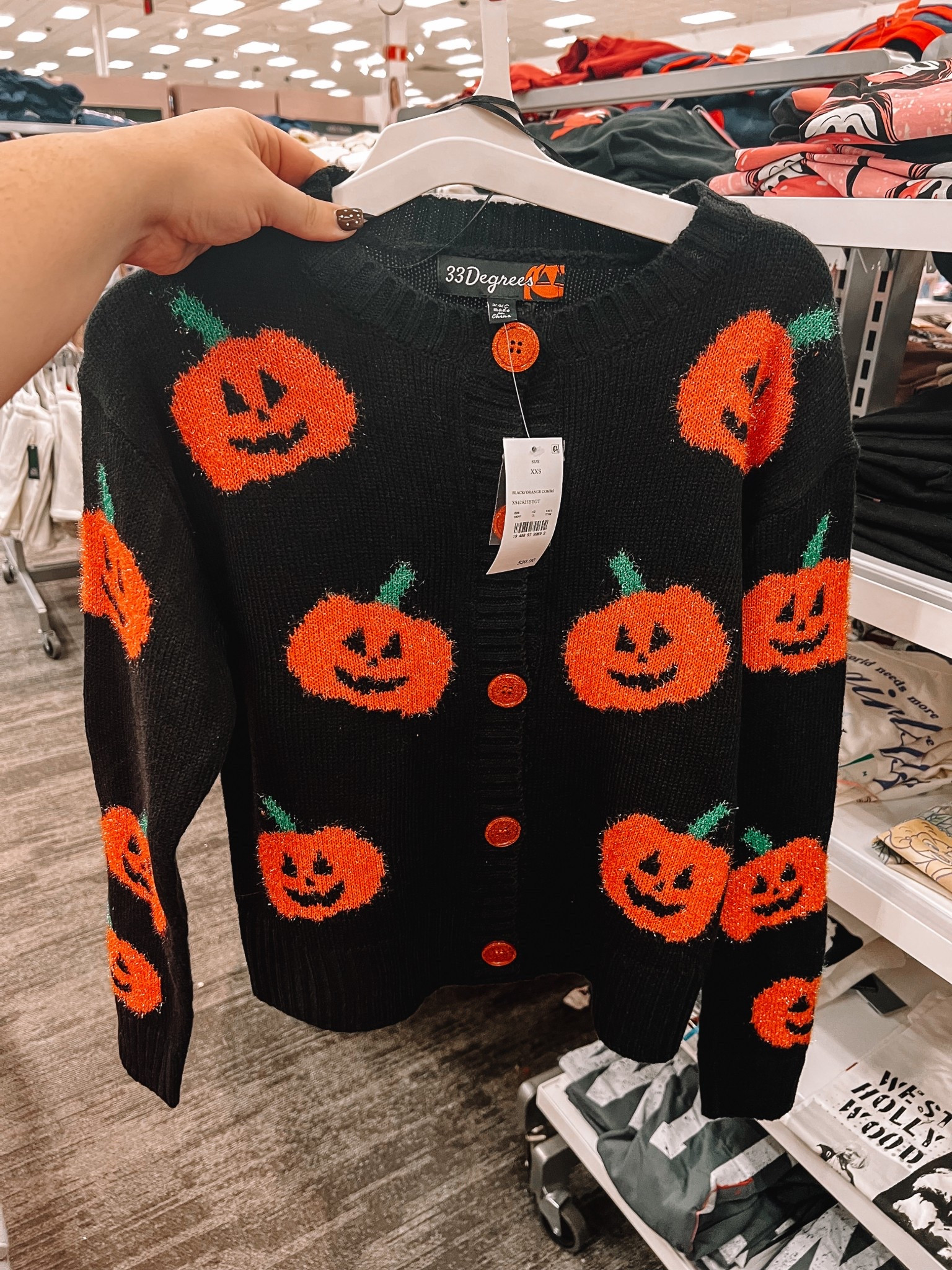 cozy #halloween cardigan for the win! #ltktarget #halloweensweater #ltkhalloween #pumpkins 

#LTKSeasonal #LTKFindsUnder50 #LTKStyleTip