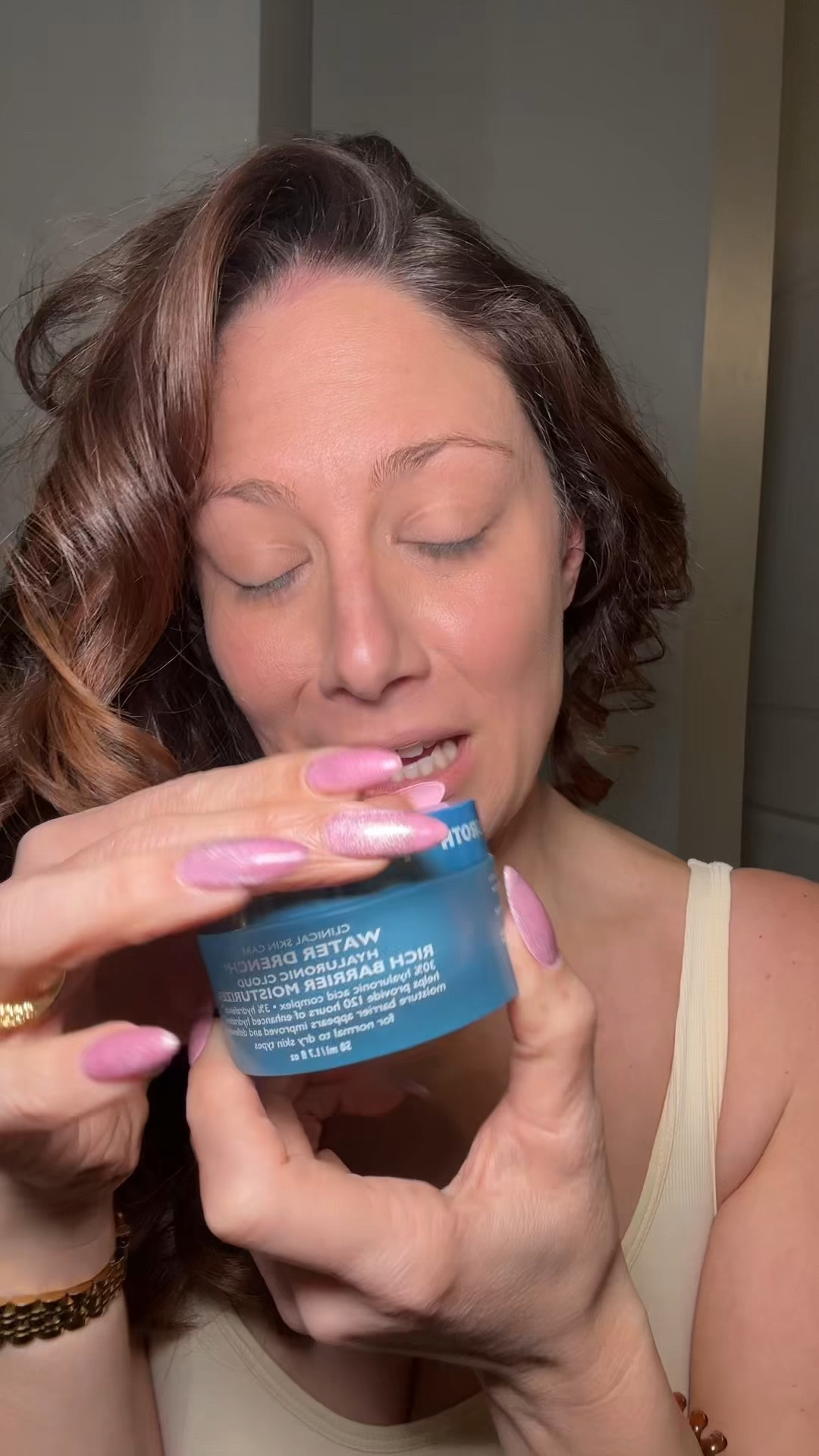 Peter Thomas Roth Water Drench Hyaluronic Cloud Rich Barrier Moisturizer

#LTKOver40