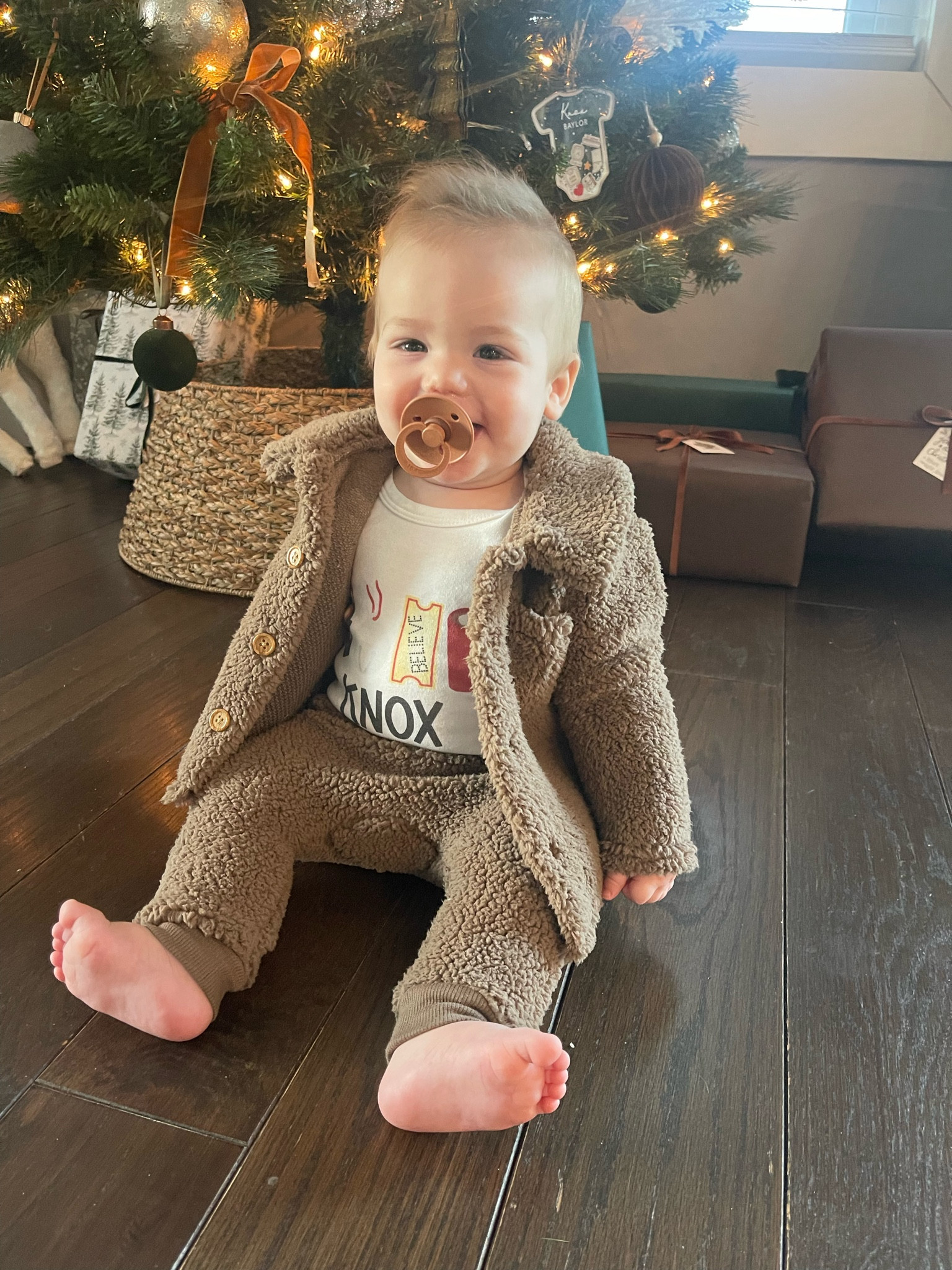 Christmas outfit // baby’s first Christmas 

#LTKBaby #LTKSeasonal #LTKFamily