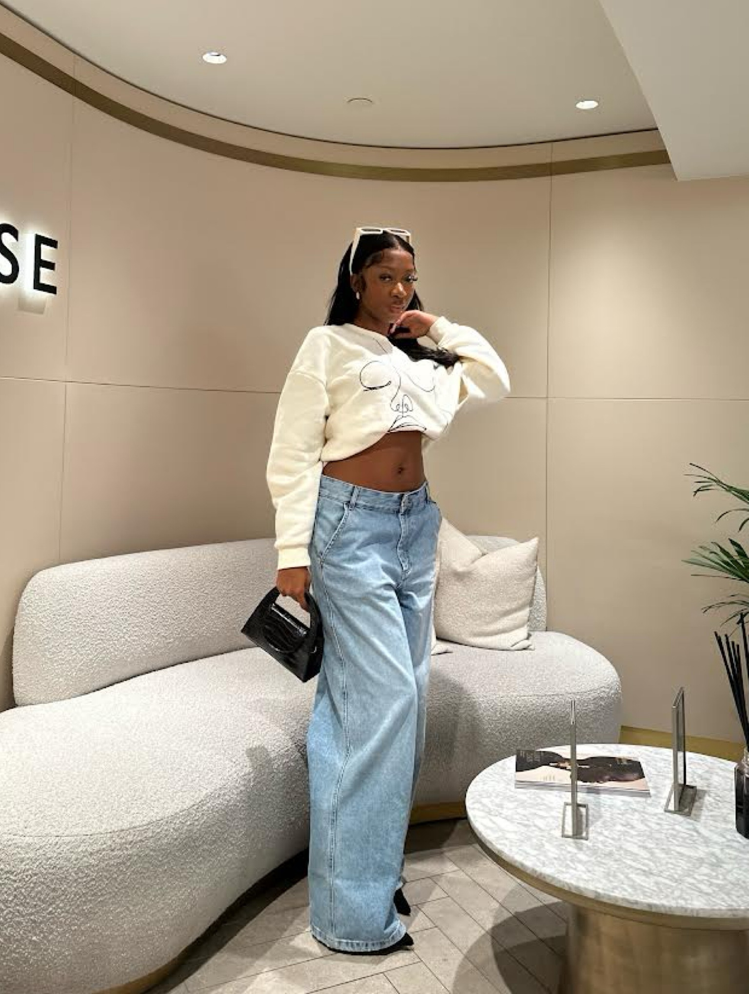 Pull & bear, Miss lola, Ego, Primark, transitional outfit, transitional style, autumn outfit, autumn fashion, graphic sweater, oversized jumper, wide leg jeans, loose fit jeans, outfit ideas, style inspiration 

#LTKeurope #LTKstyletip #LTKSeasonal