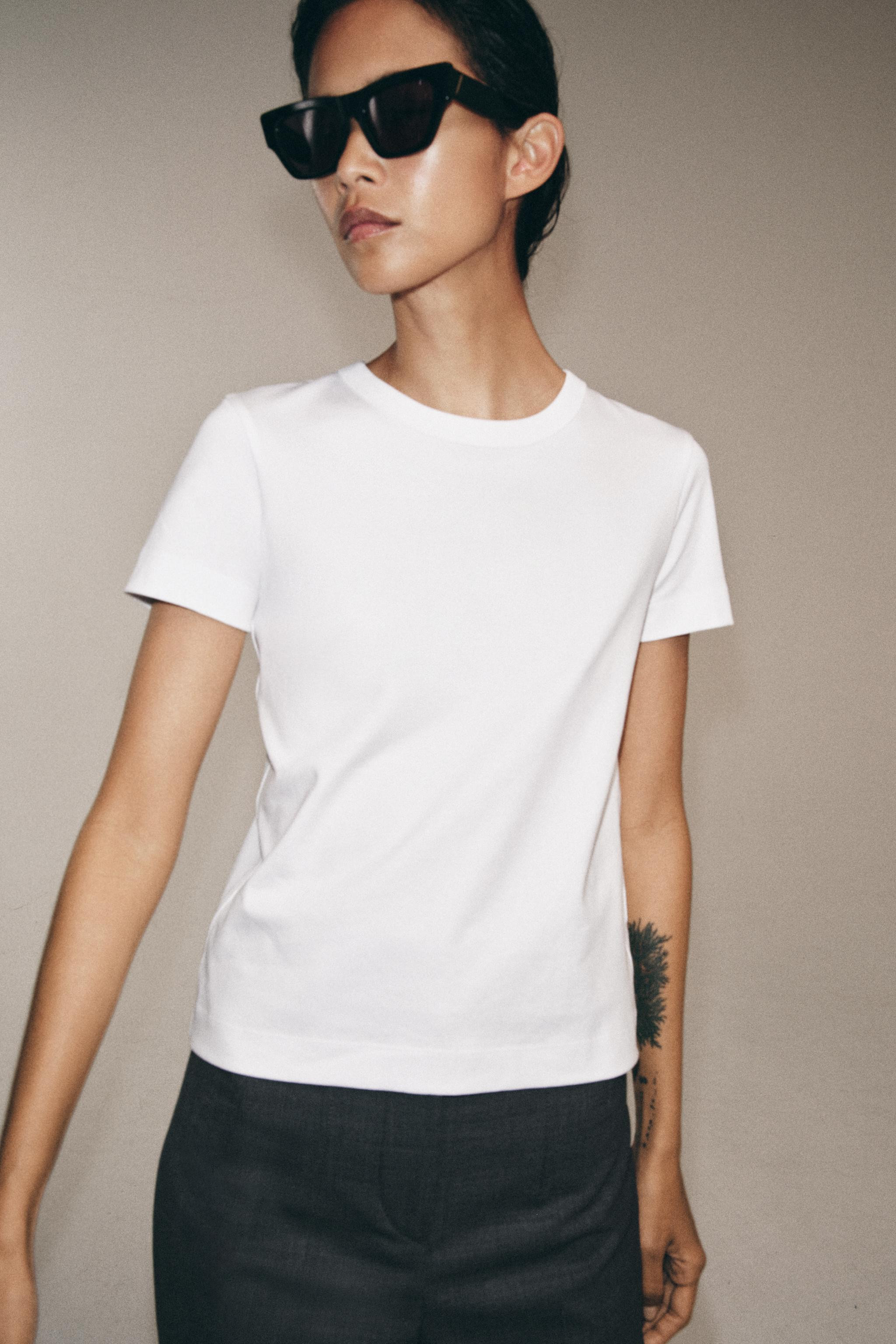 SHORT SLEEVE INTERLOCK T-SHIRT | Zara US