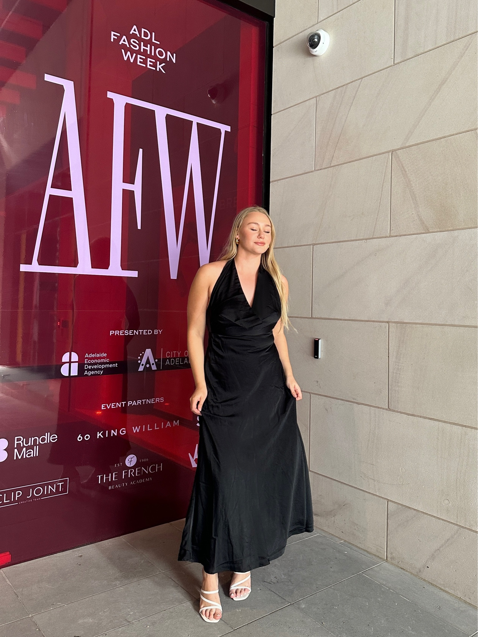This is my favourite dress ever from Showpo 🖤🖤

#LTKaustralia #LTKstyletip #LTKmidsize