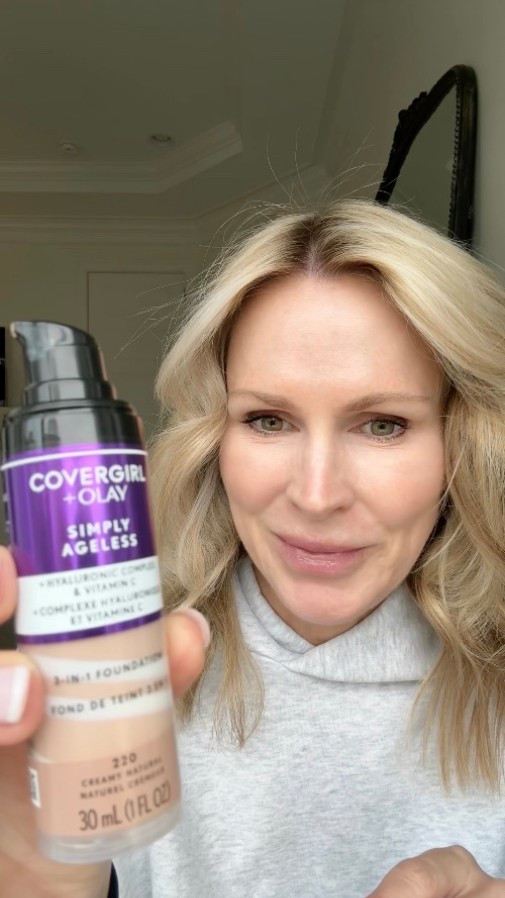#ad Affordable, travel friendly, and actually good for your skin this @covergirl Simply Ageless 3-in-1 Liquid Foundation gives coverage, hydration, and glow all in one for under $20. Wearing shade 220 and you can grab it at Target 🤍 #TargetPartner #SimplyAgeless #COVERGIRL #EasyBreezyBeautiful @target  @shop.ltk #liketkit


#LTKBeauty #LTKmomlife #LTKSeasonal