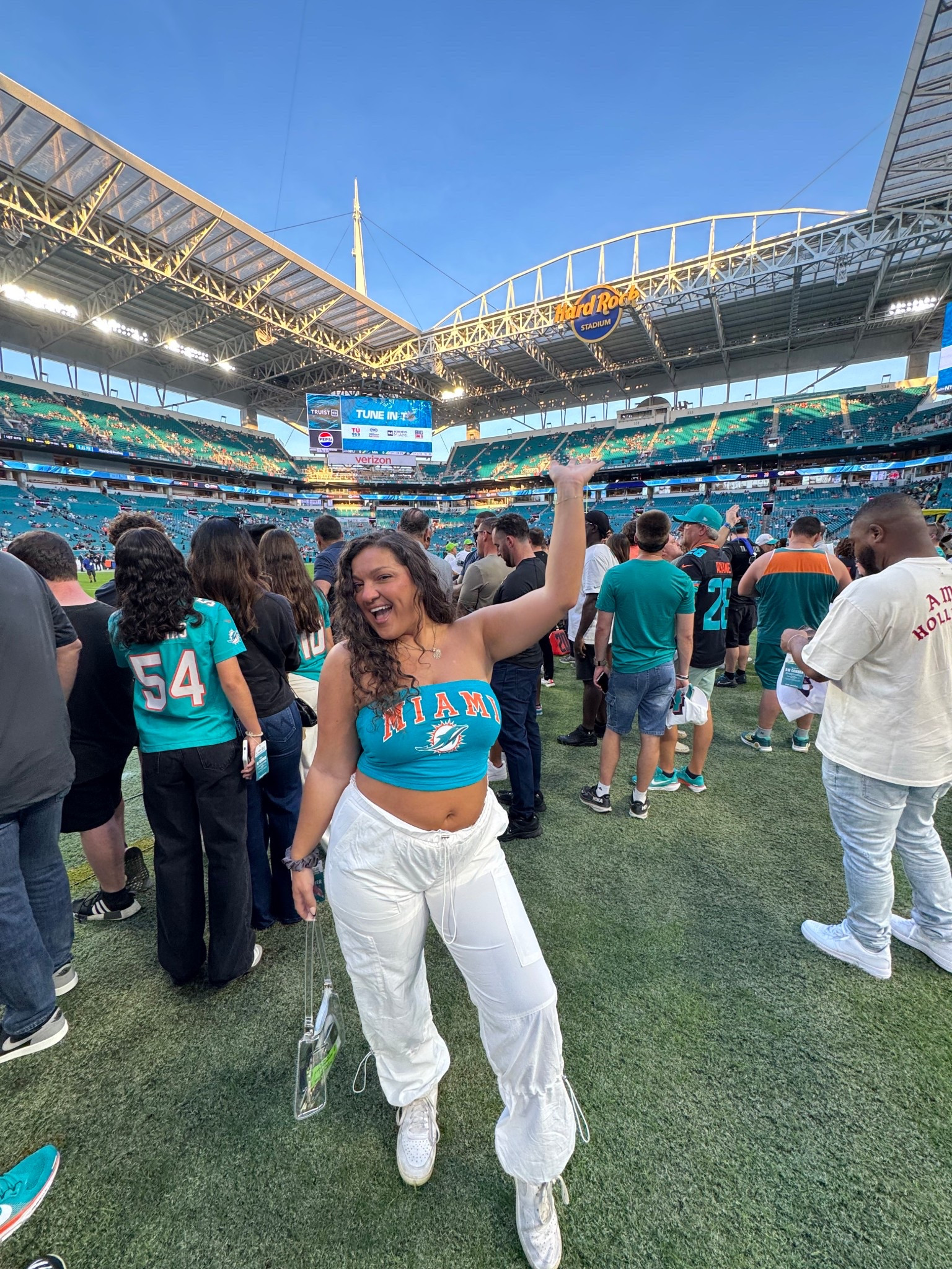Dolphins game fit! 🩵🐬🧡

#LTKSeasonal